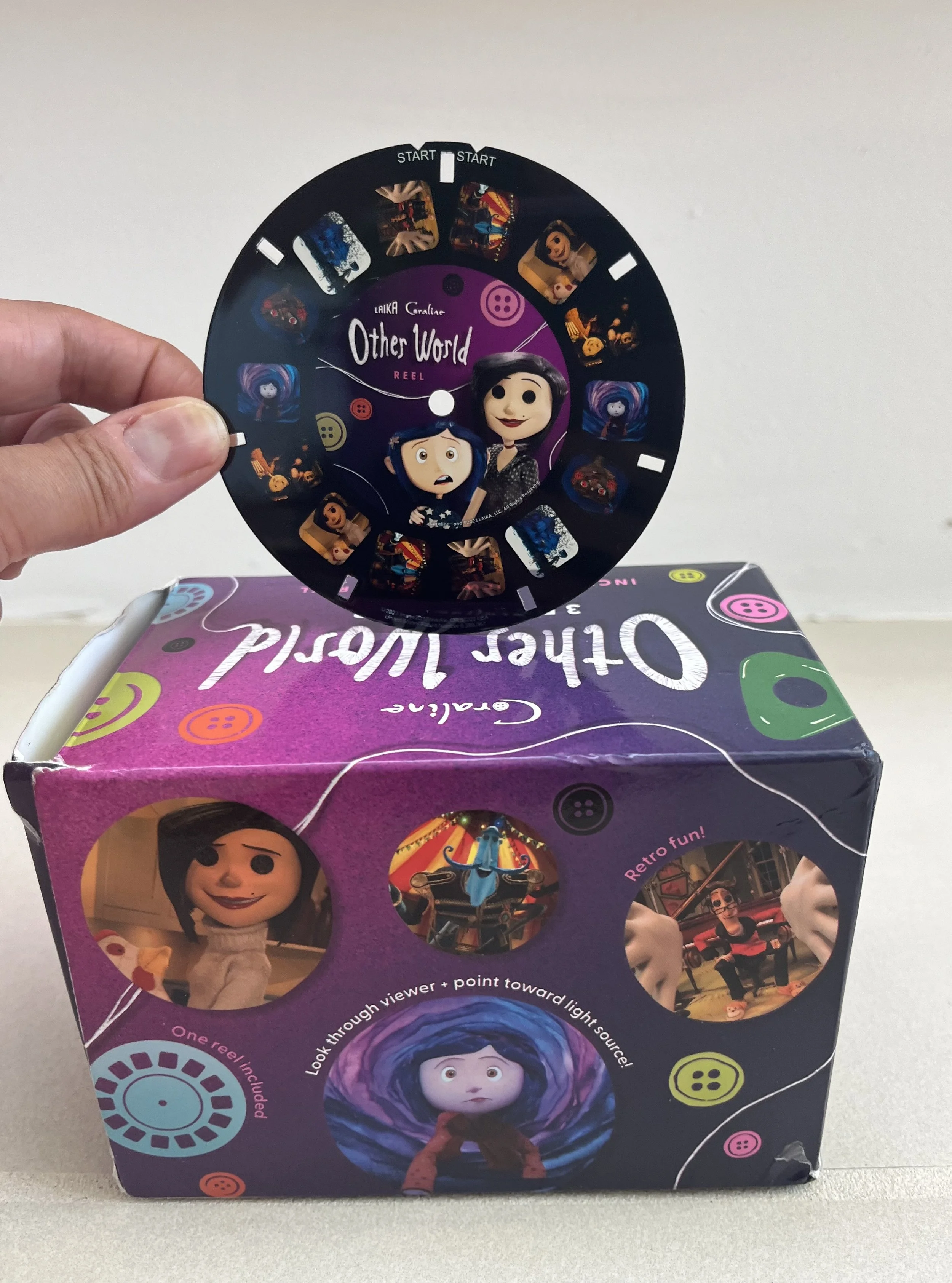 CORALINE reel and box,back .jpeg