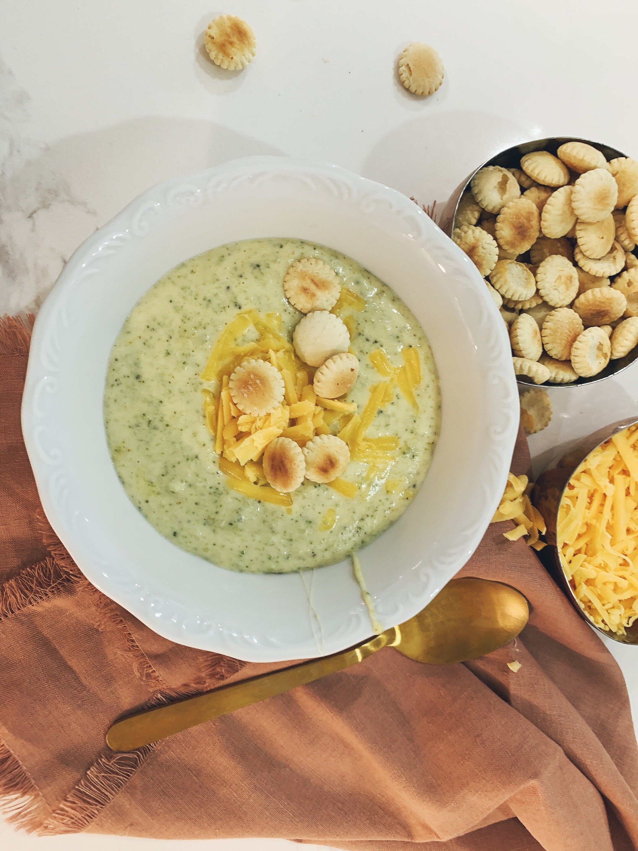 Broccoli Cheezy Soup