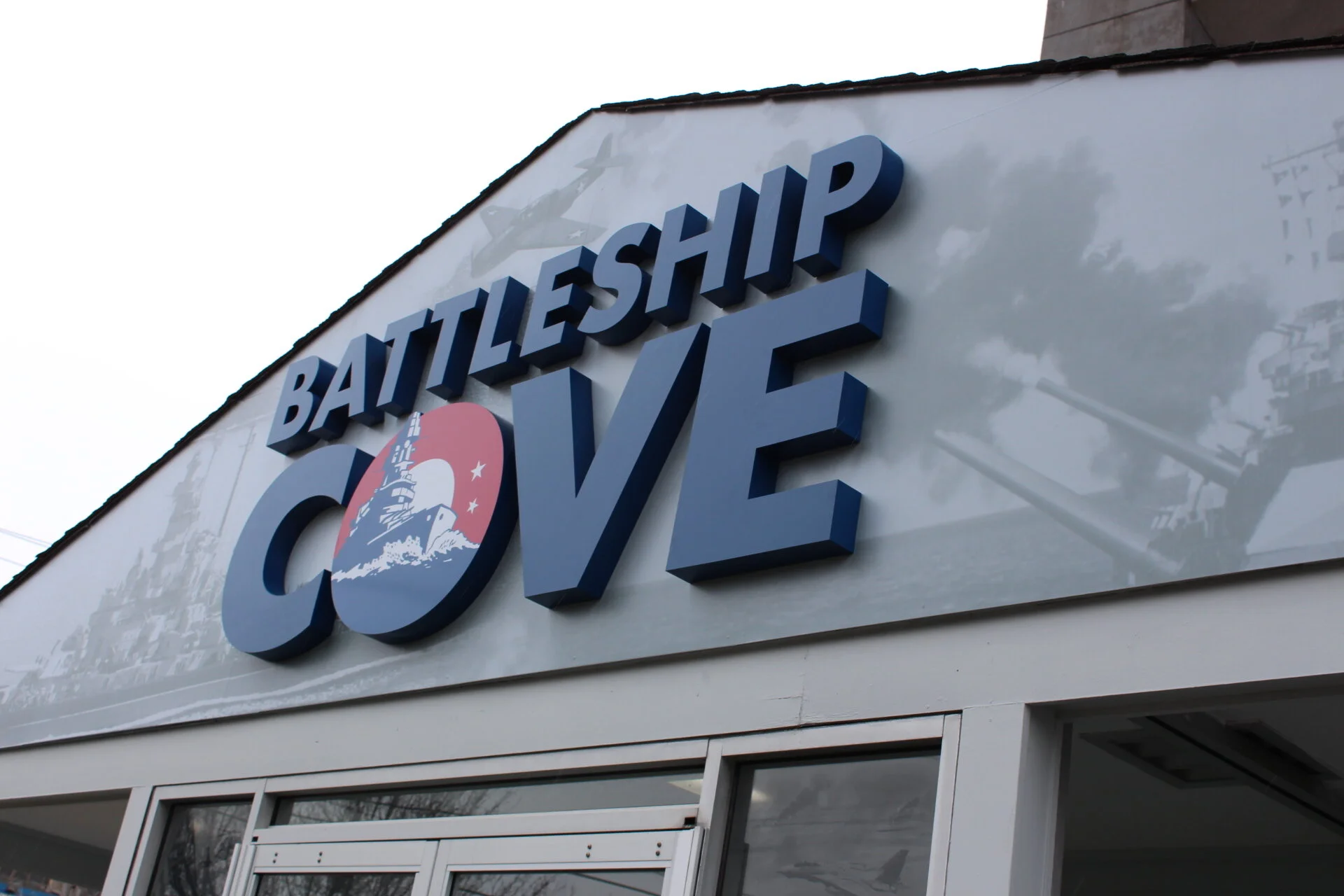 Main Entrance/Façade