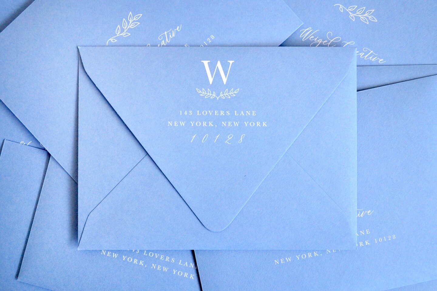 Vibrant Spring Blues 💙⁠
.⁠
.⁠
.⁠
.⁠
.⁠
#WeigelCreative #WeigelCreativePrint #love #weddinginvitations #wedding #invitations #custominvitations #invitationdesign #invitationsuite #weddingsuite #weddingstationery #stationery #weddingstyle #weddingdesi