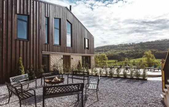Peak District - Midweek Yoga and Hiking Retreat