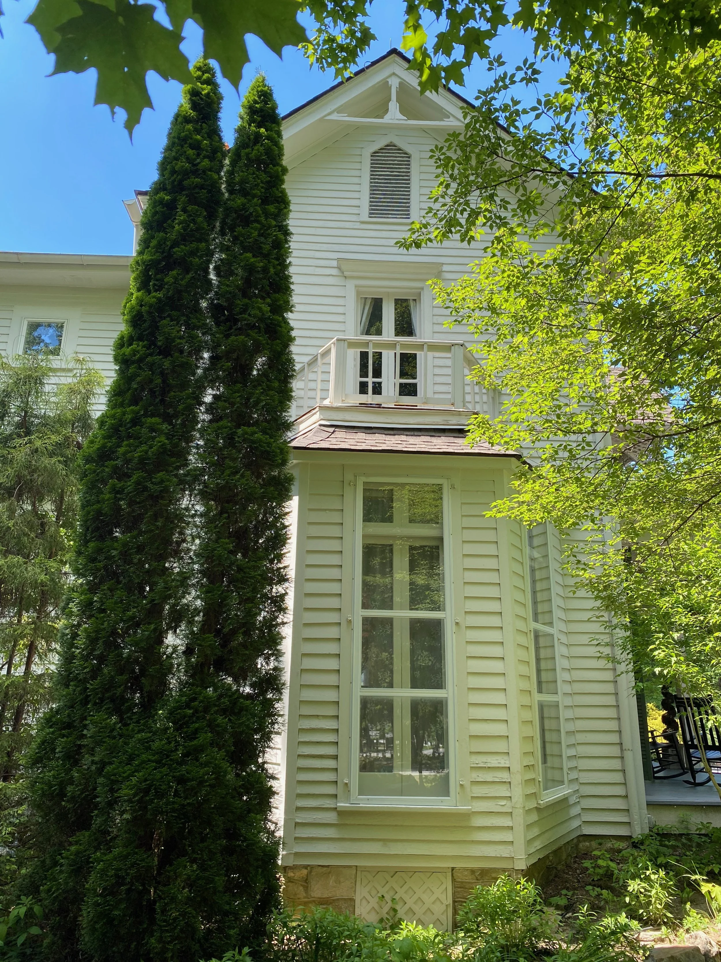 FRP Lowndes House Side.jpg