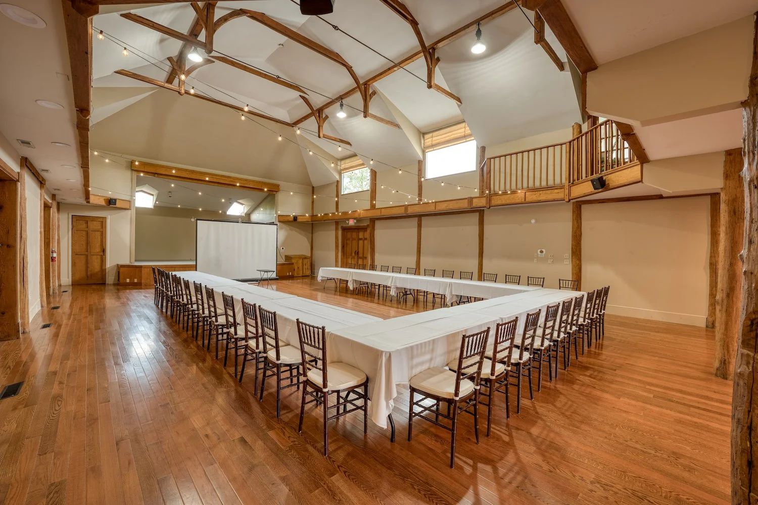 Grand Ole Hall 1.jpg