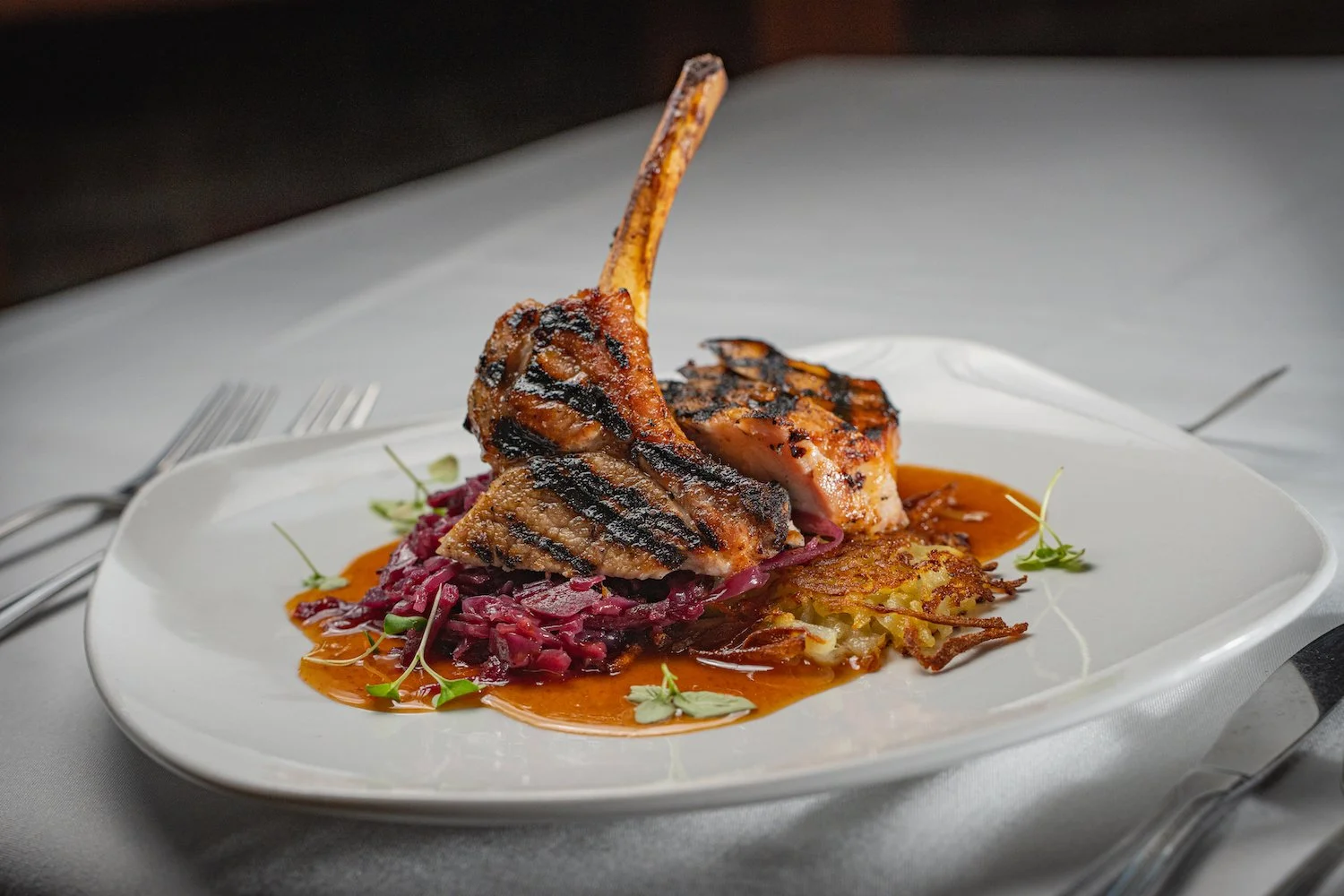 Seasons Duroc-Tomahawk-Pork-Chop-4.jpg