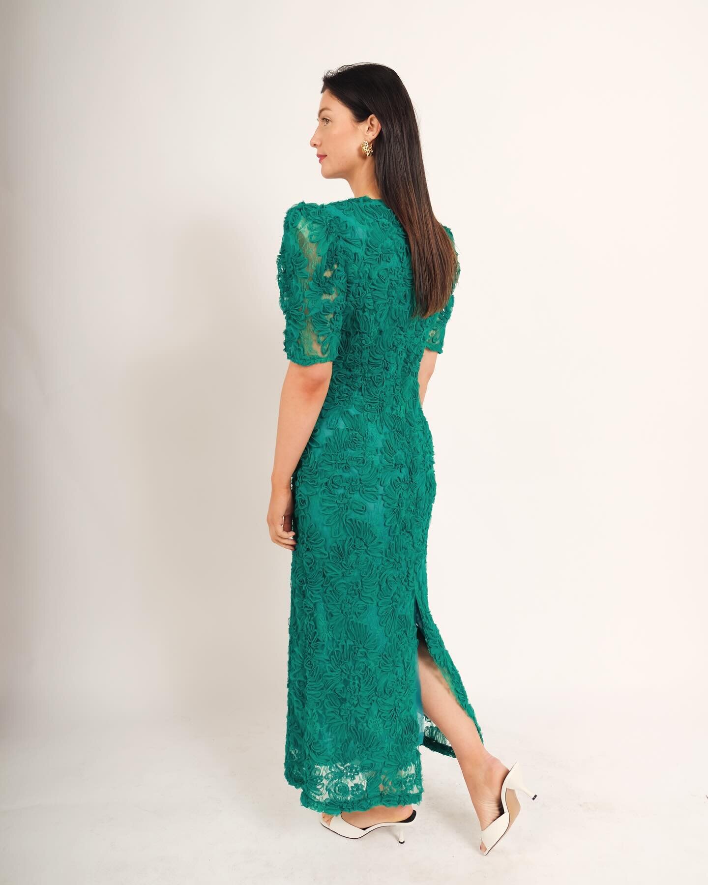 When the ladies ask for a dress that doesn&rsquo;t go out of style 👌🏼 

The Falcus in green lace is available at Franksldn.co.uk.