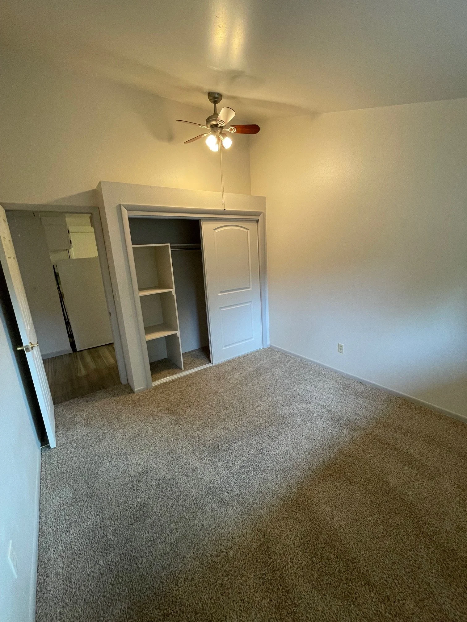 bedroom1.2.jpg