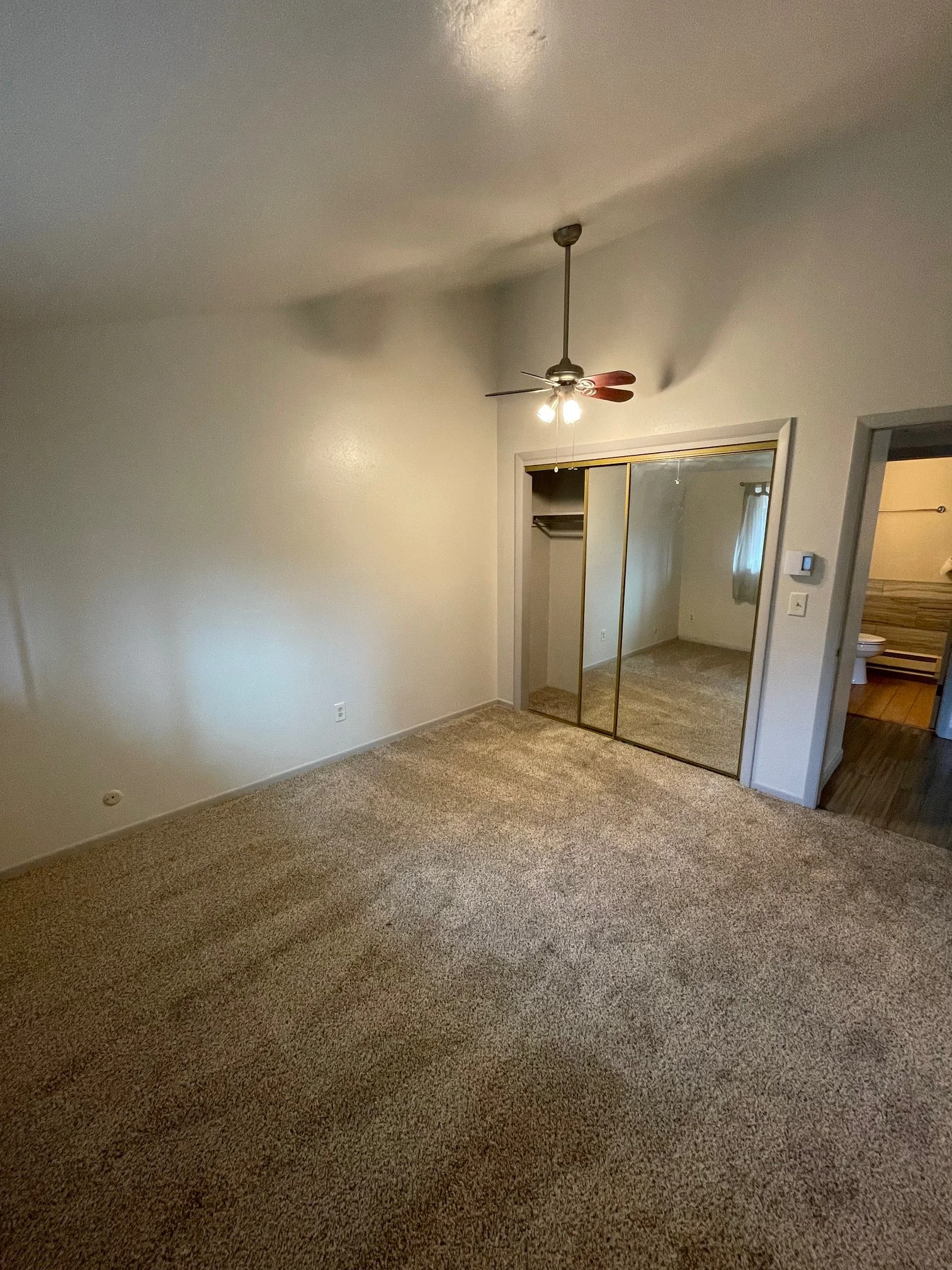 bedroom2.2.jpg