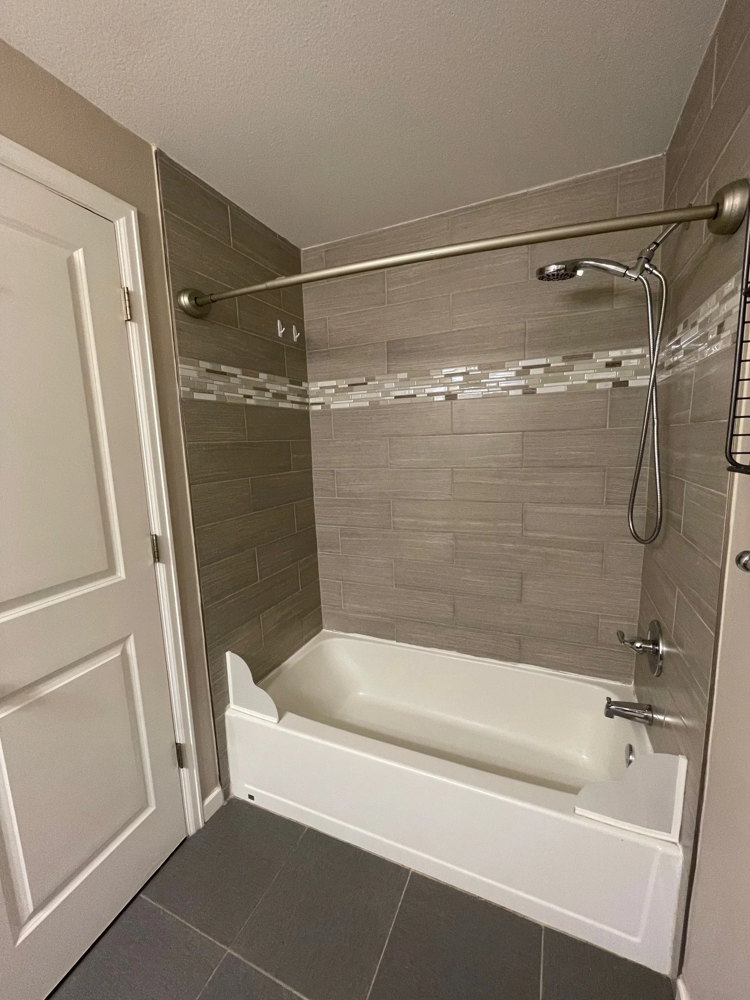 BATHROOM-2.jpg