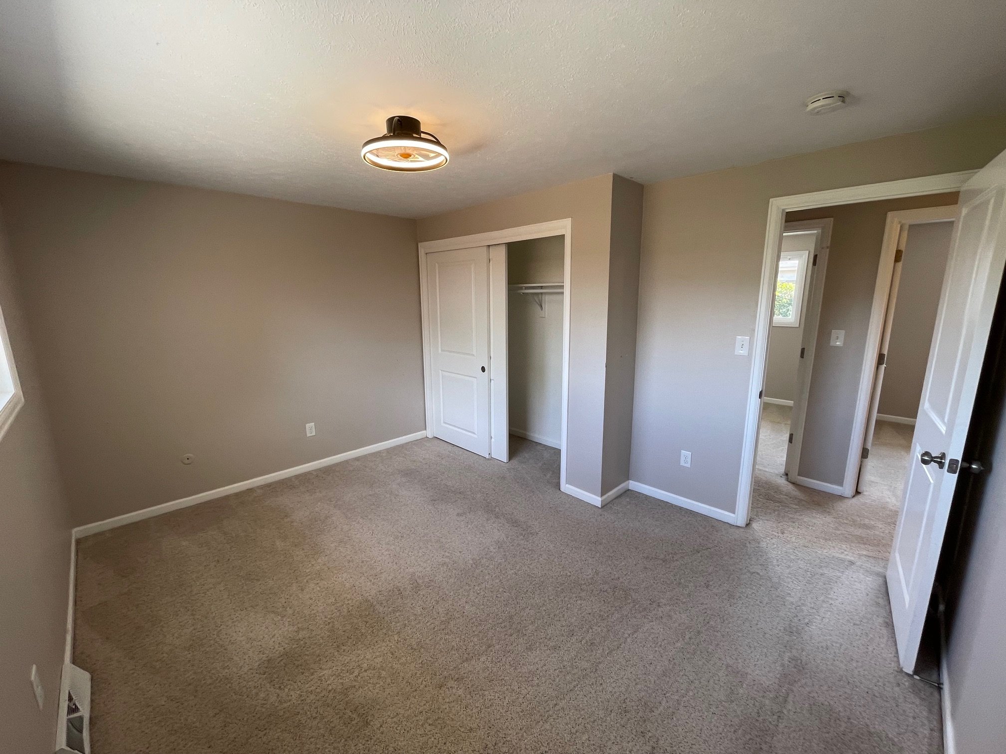 BEDROOM 1.2.jpg