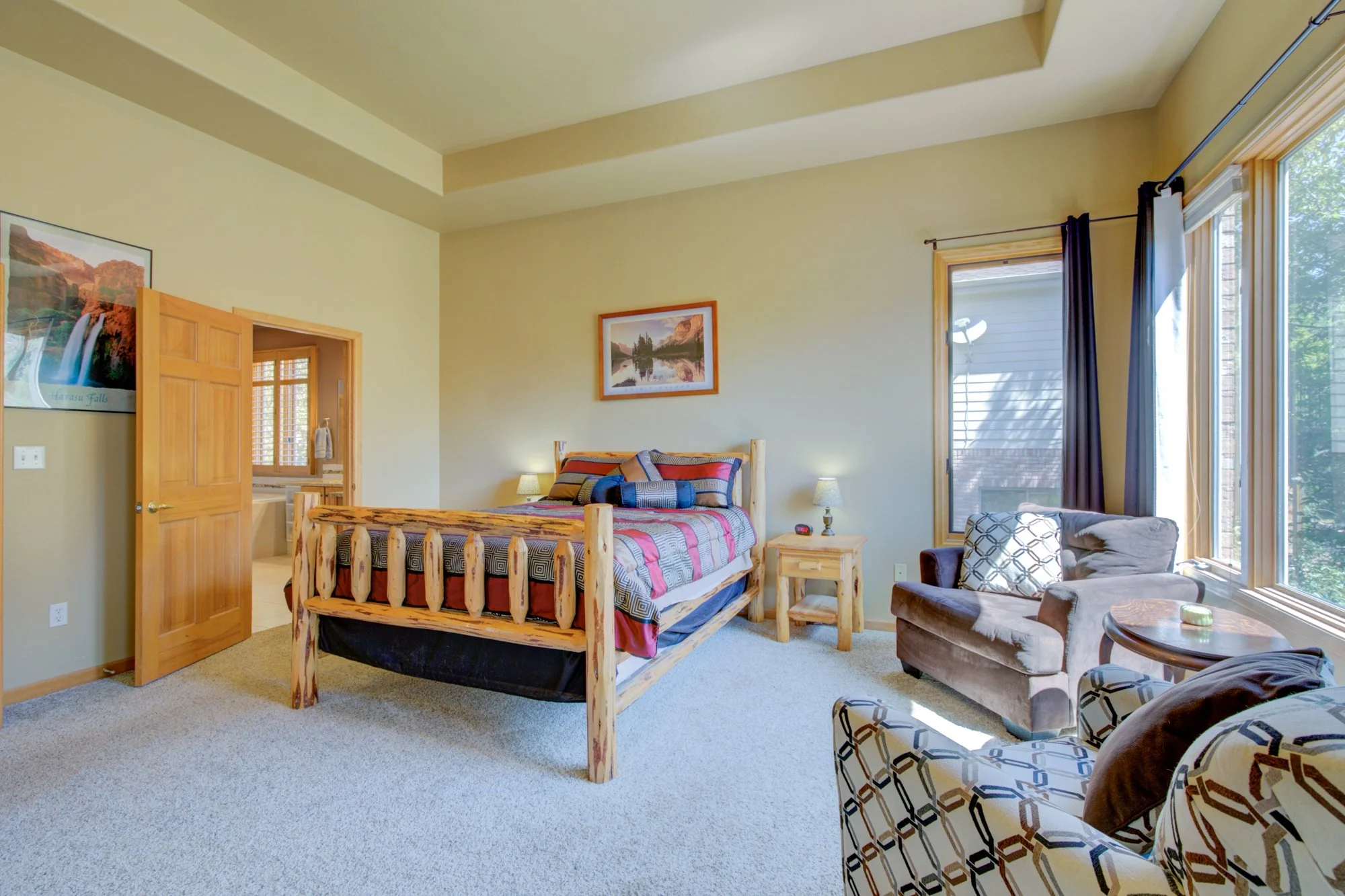 Primary Bedroom-3.jpg