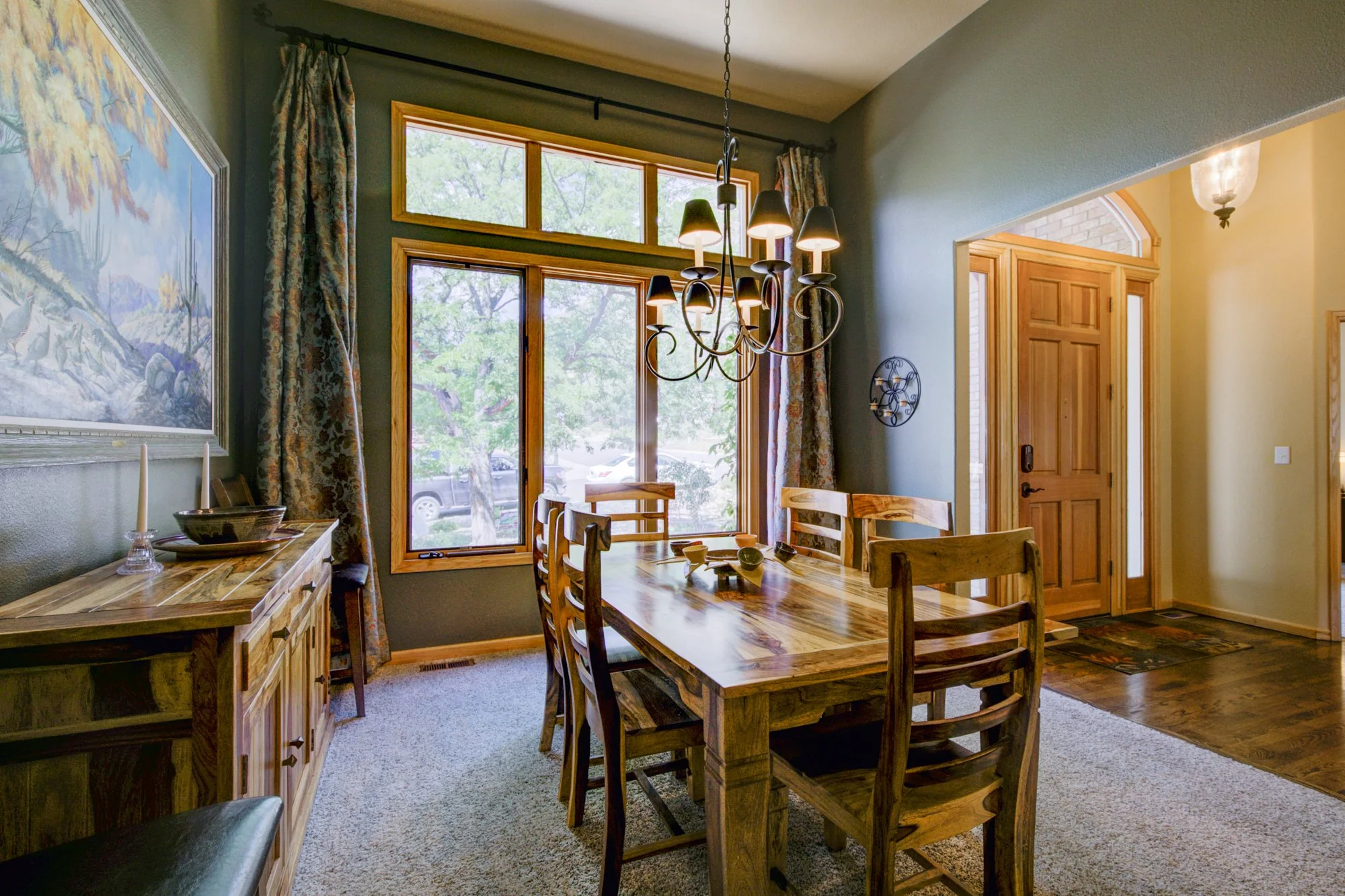 Primary Dining Room-2.jpg