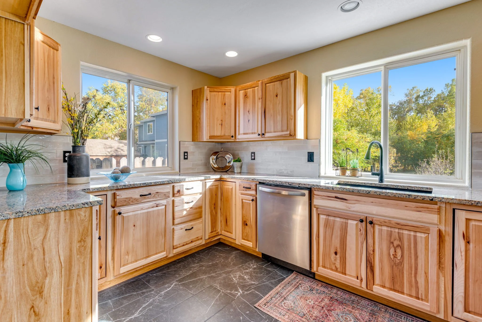 30-web-or-mls-217-park-st.jpg