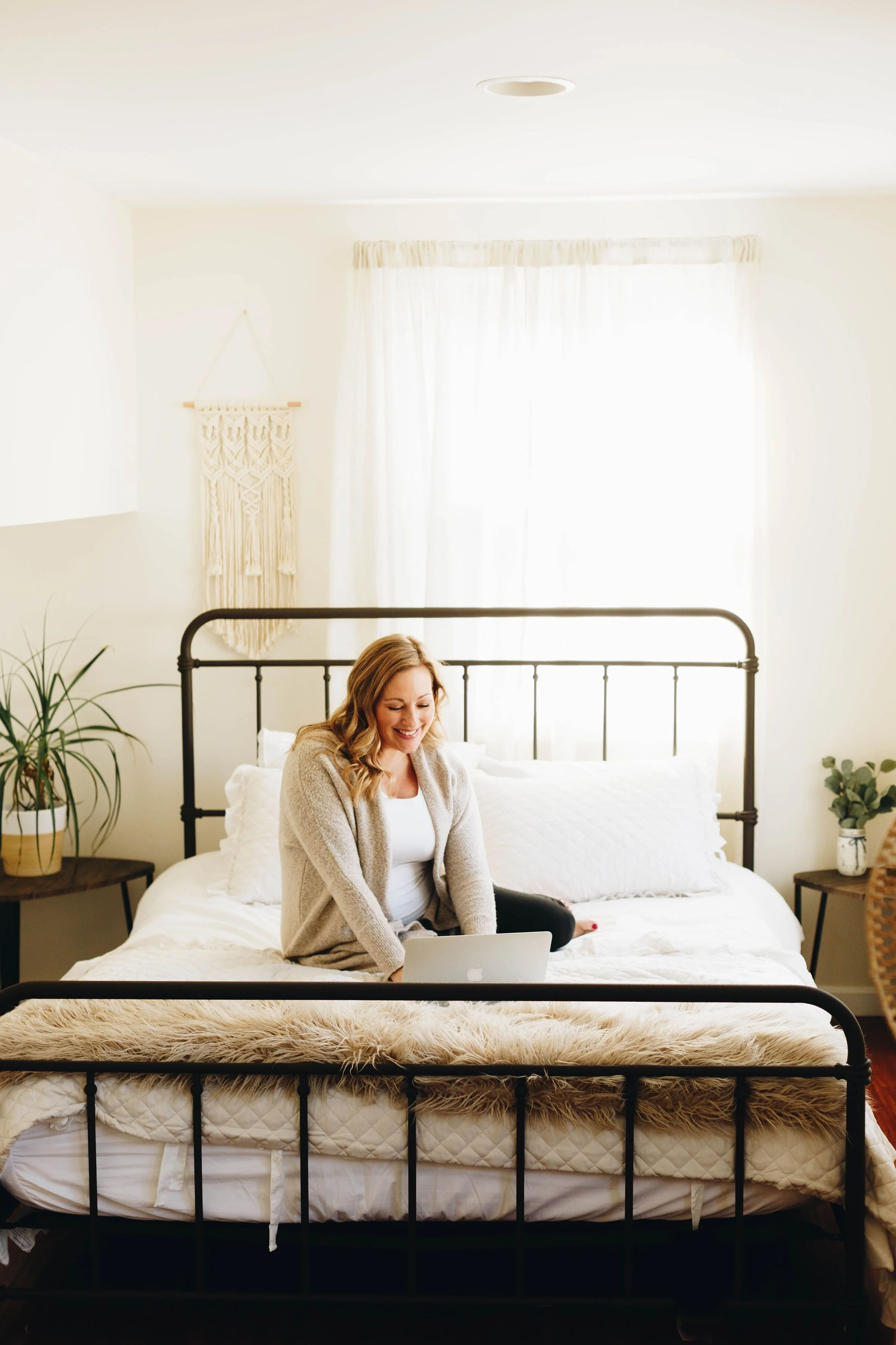 Live Coaching Call: How I Plan My Content Each Month to Attract My Ideal Client and Grow My Audience