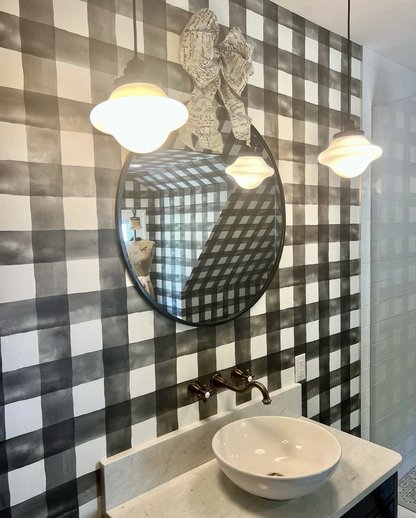 bathroom pictures.jpg