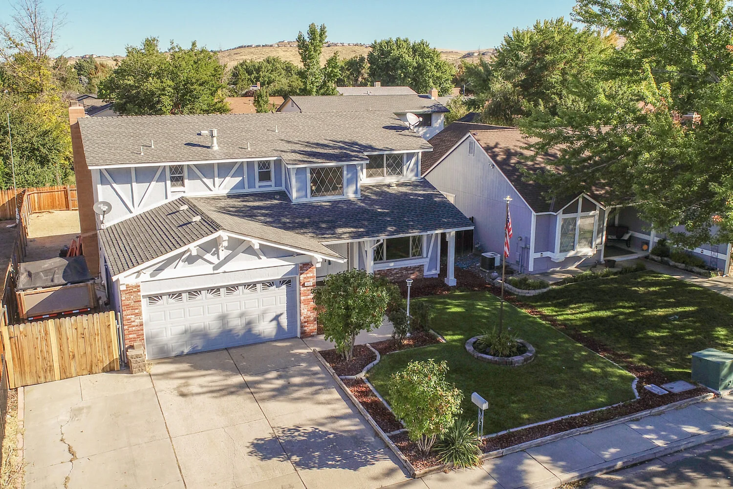 1668CandlewoodStHIGHRES4_opt.jpg