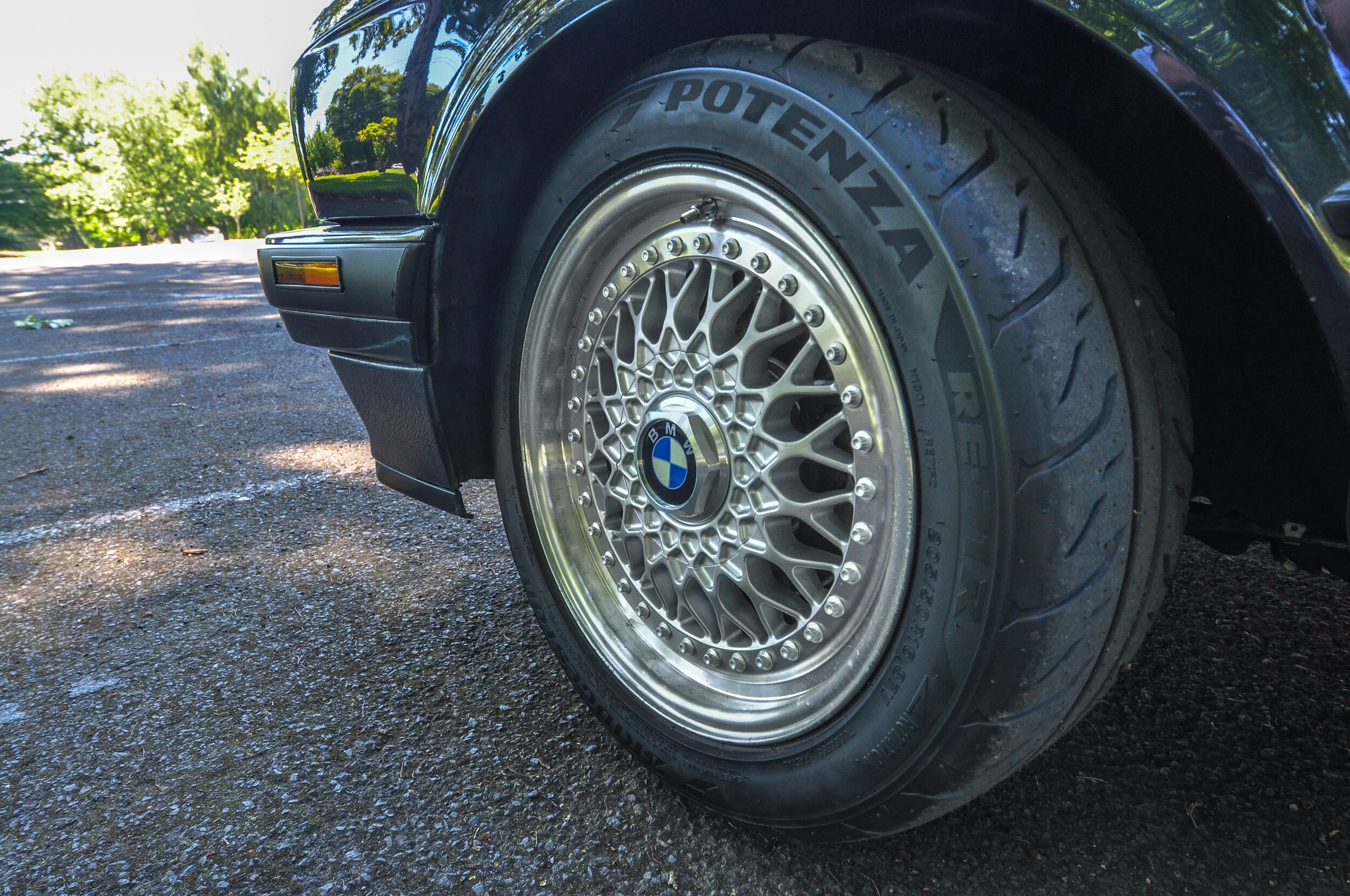 1991 Diamondschwarz BMW 318is-14.jpg