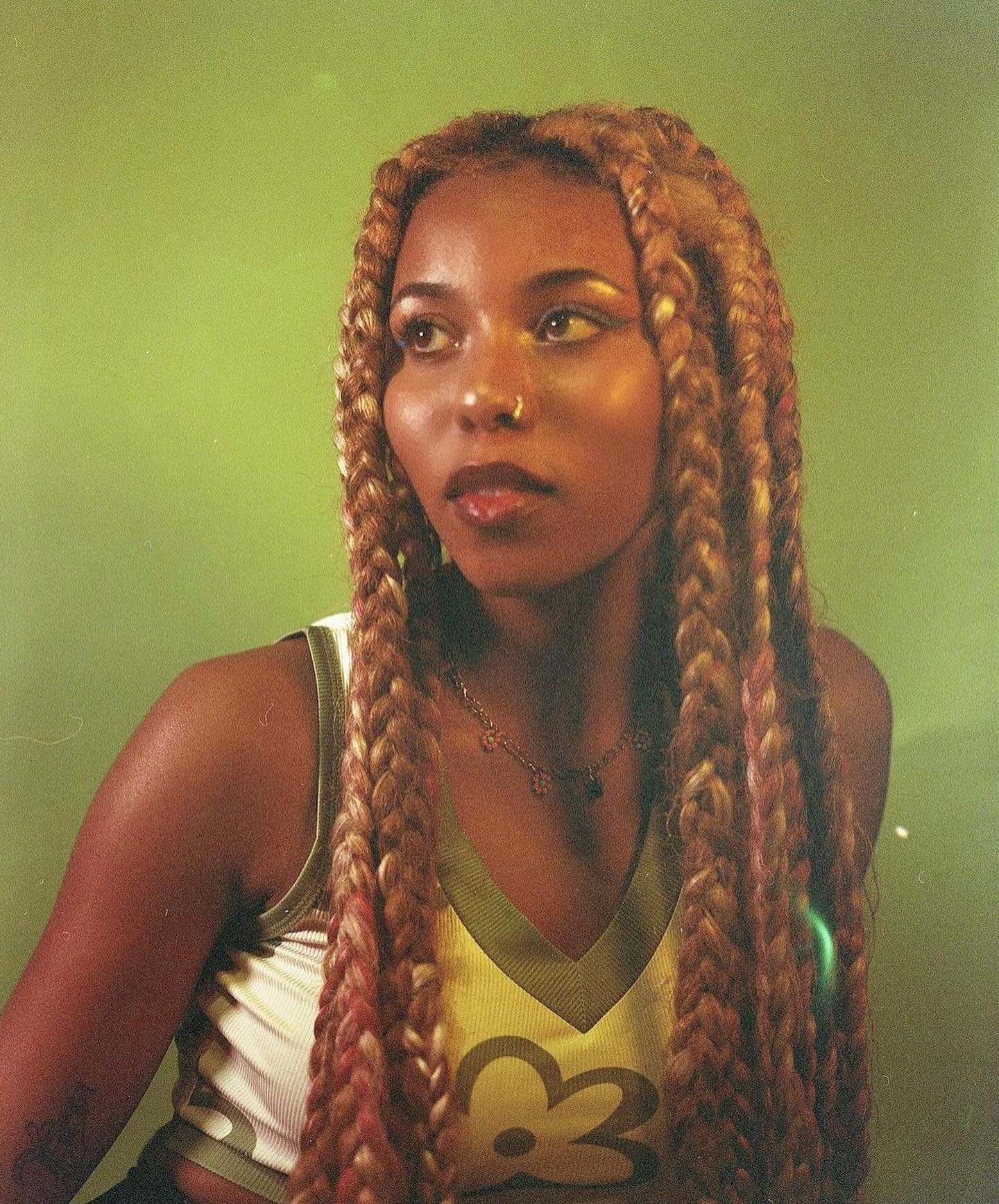 Who remembers when we spoke to @asikemera about her single &lsquo;honey bb&rsquo; 🌸🫀💐💓🍧🍥

Asi spoke really candidly with @rseeham about being a Gemini, trusting herself and being a Black woman in bedroom pop. Link in to revisit 💌

Since our ch
