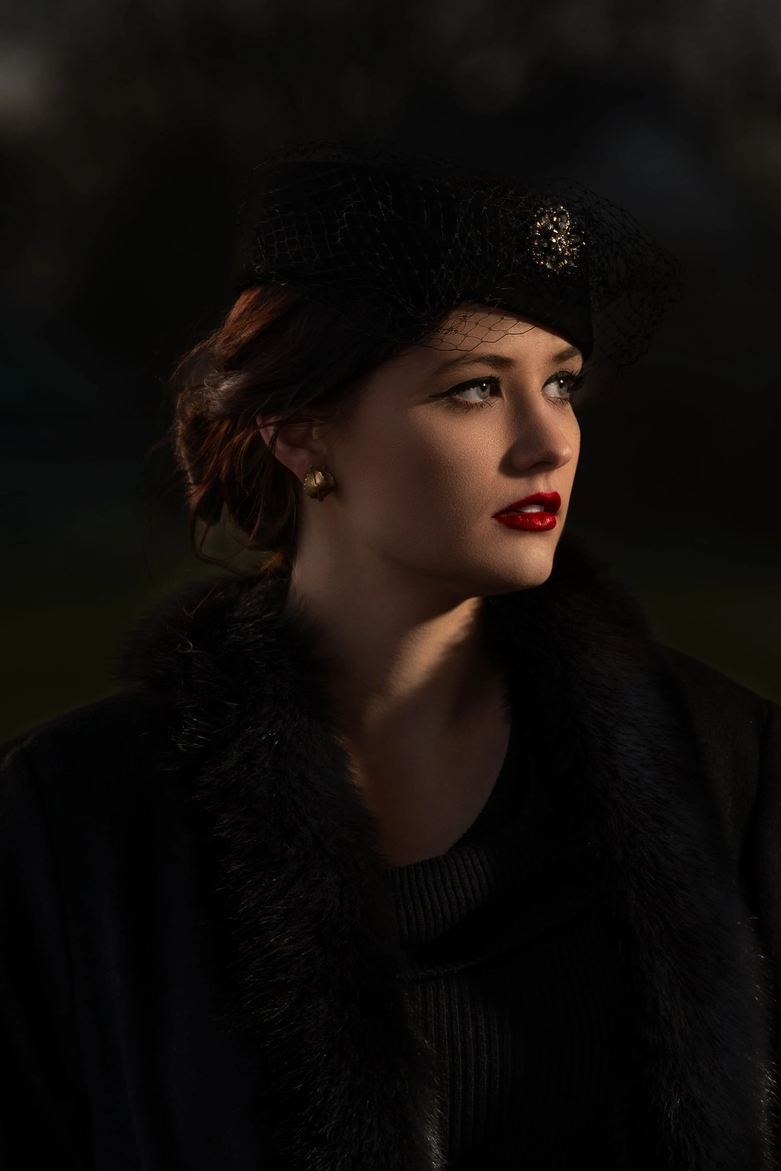 Professional vintage glamour portrait styling in South Bend, Indiana, by James Russell Photography.