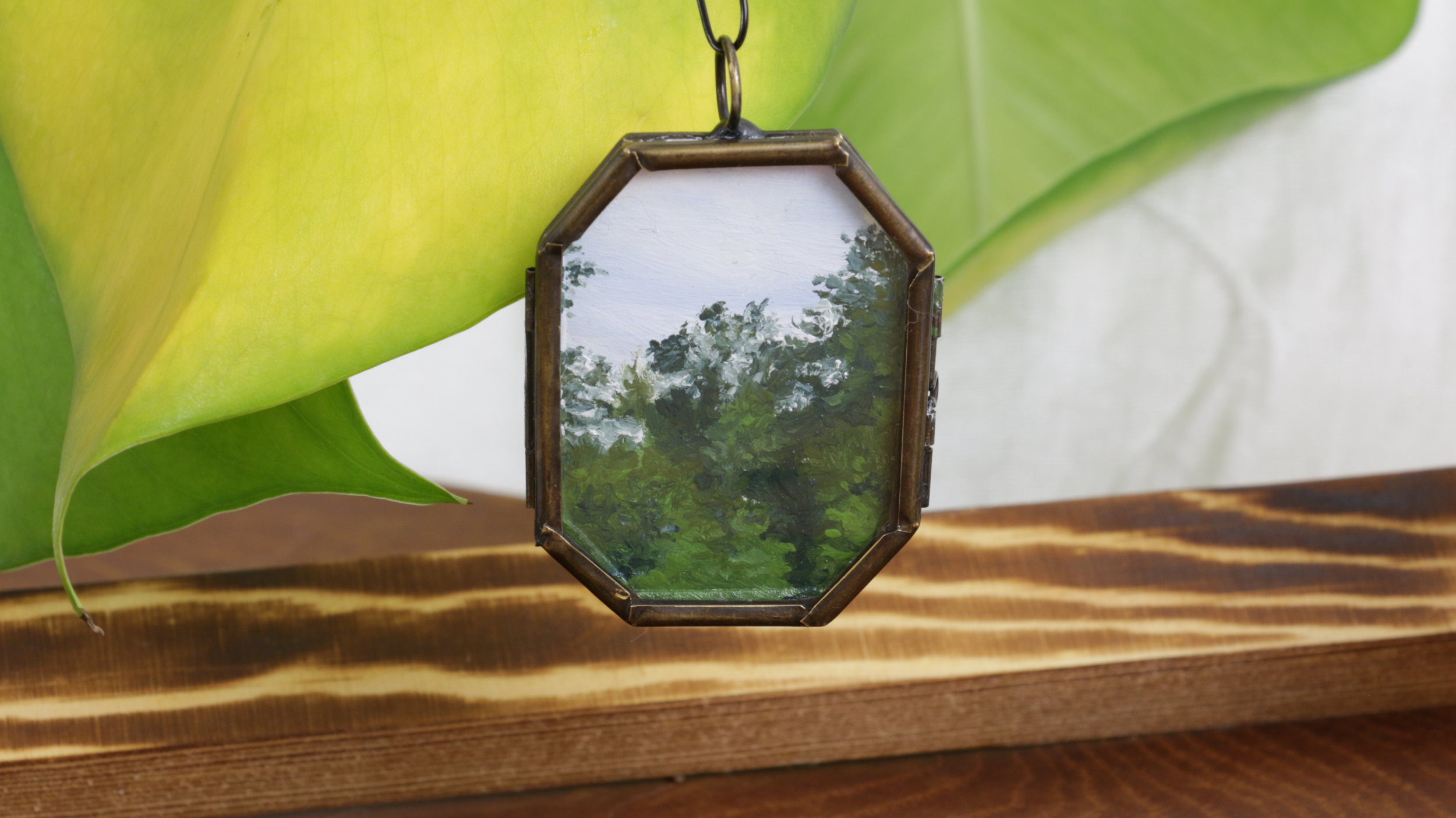 Window I Locket
