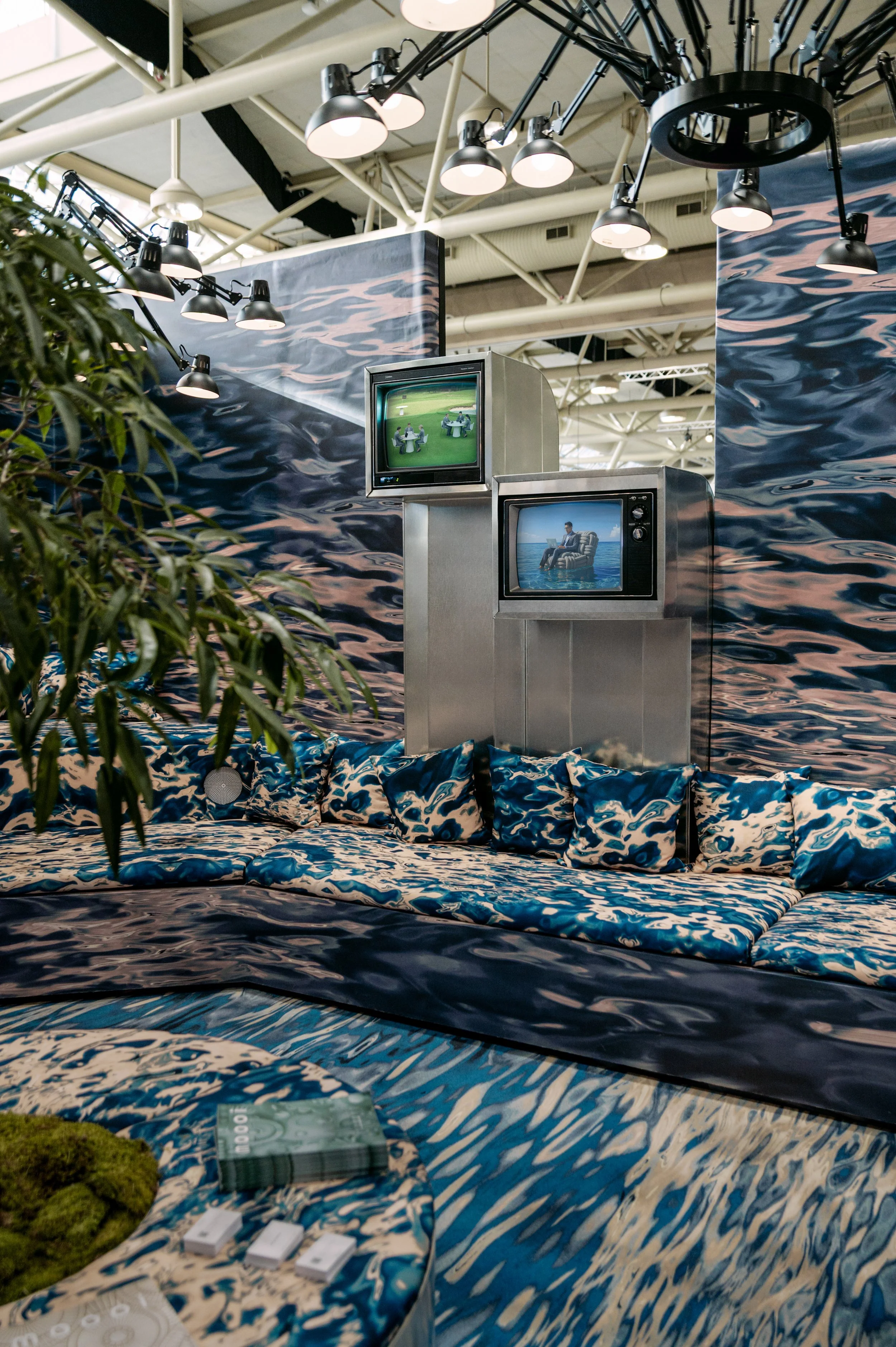 MOOOIxSteMarie_IDSToronto_BoothDesign_byPaigeThompson_002.jpg
