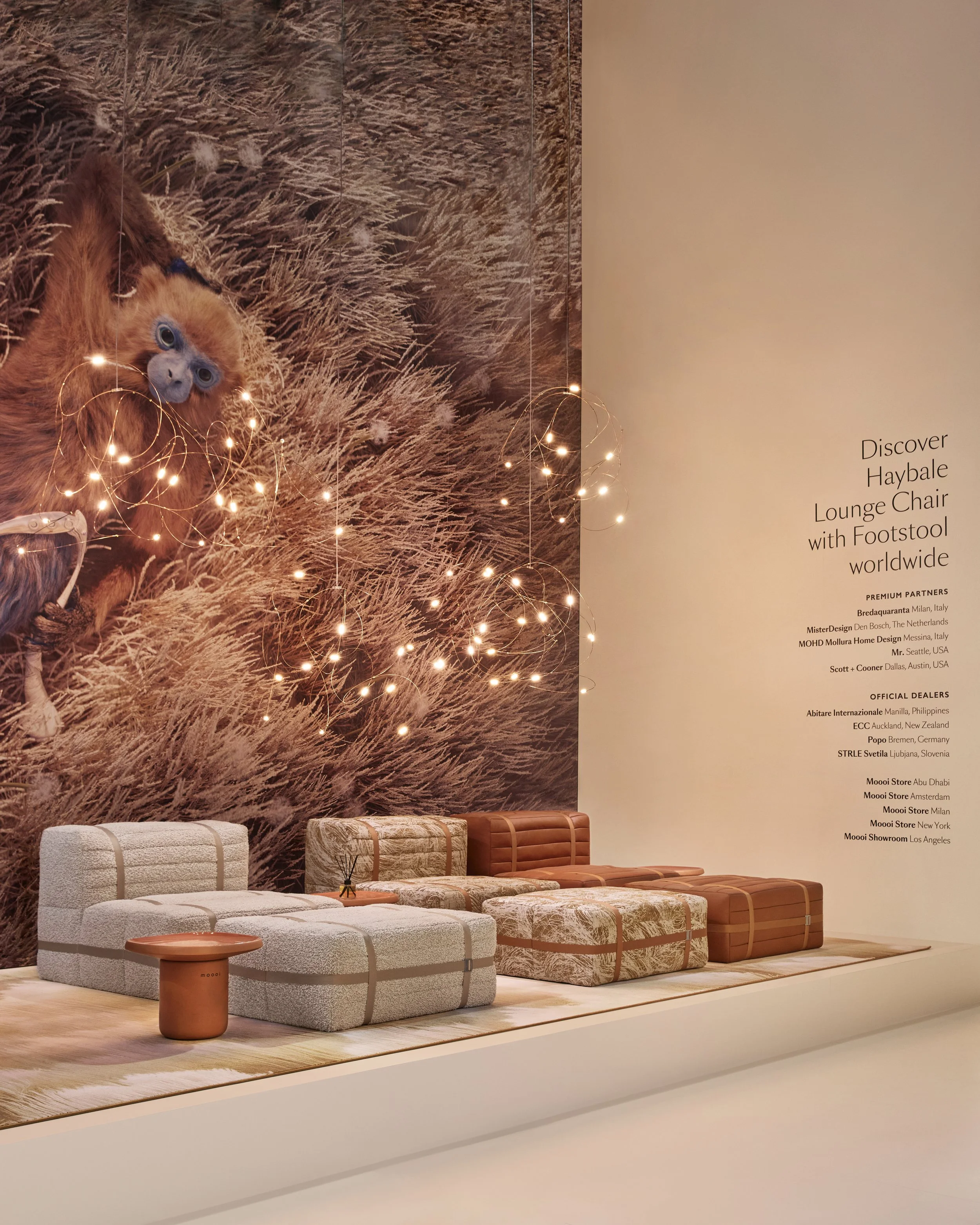 MOOOI_Milan_Fair_Booth_MOOOI_Milan_Fair_HaybaleSet_2025.jpg
