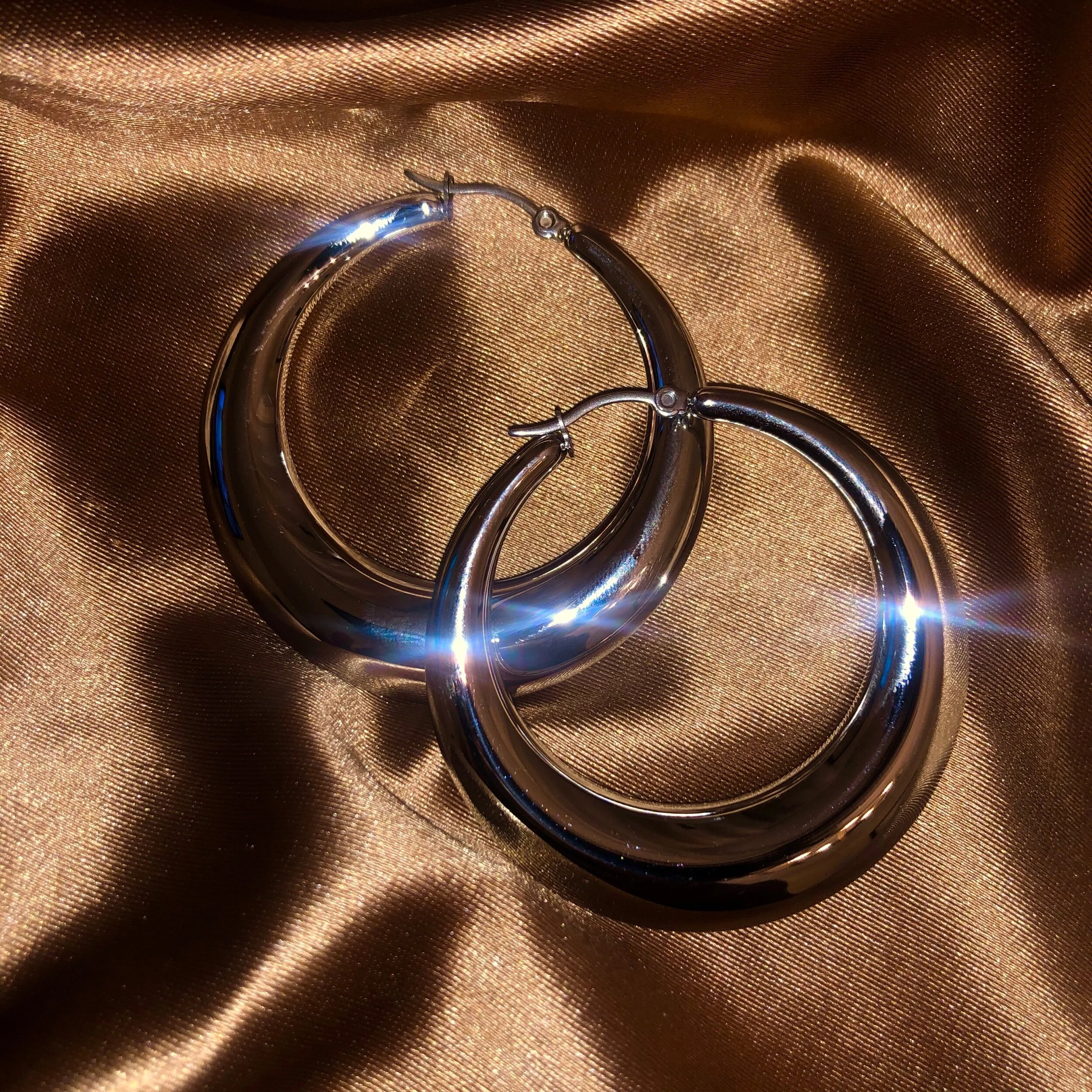 53904414-CCF8-4931-BCC2-000CAE56CA81