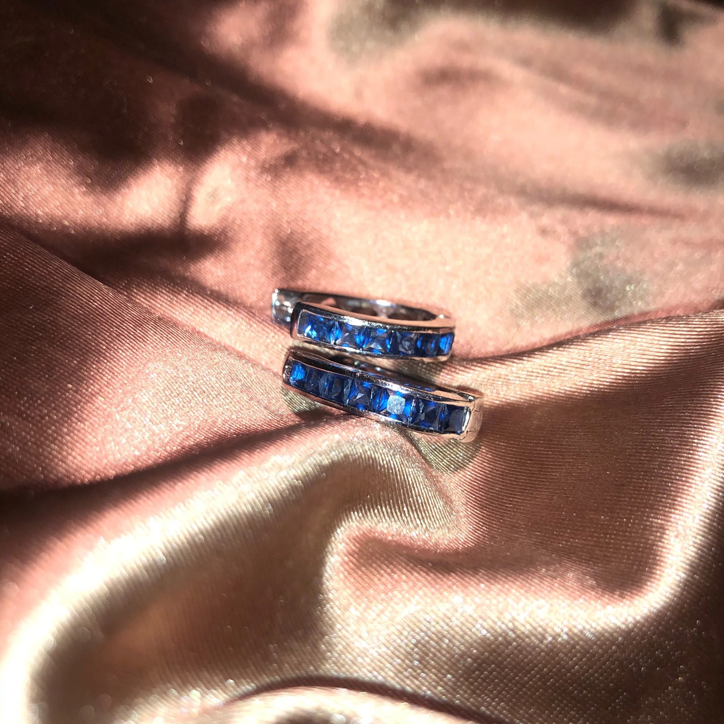 12FF81B6-01E4-4C48-9DA6-65567DC73FE0