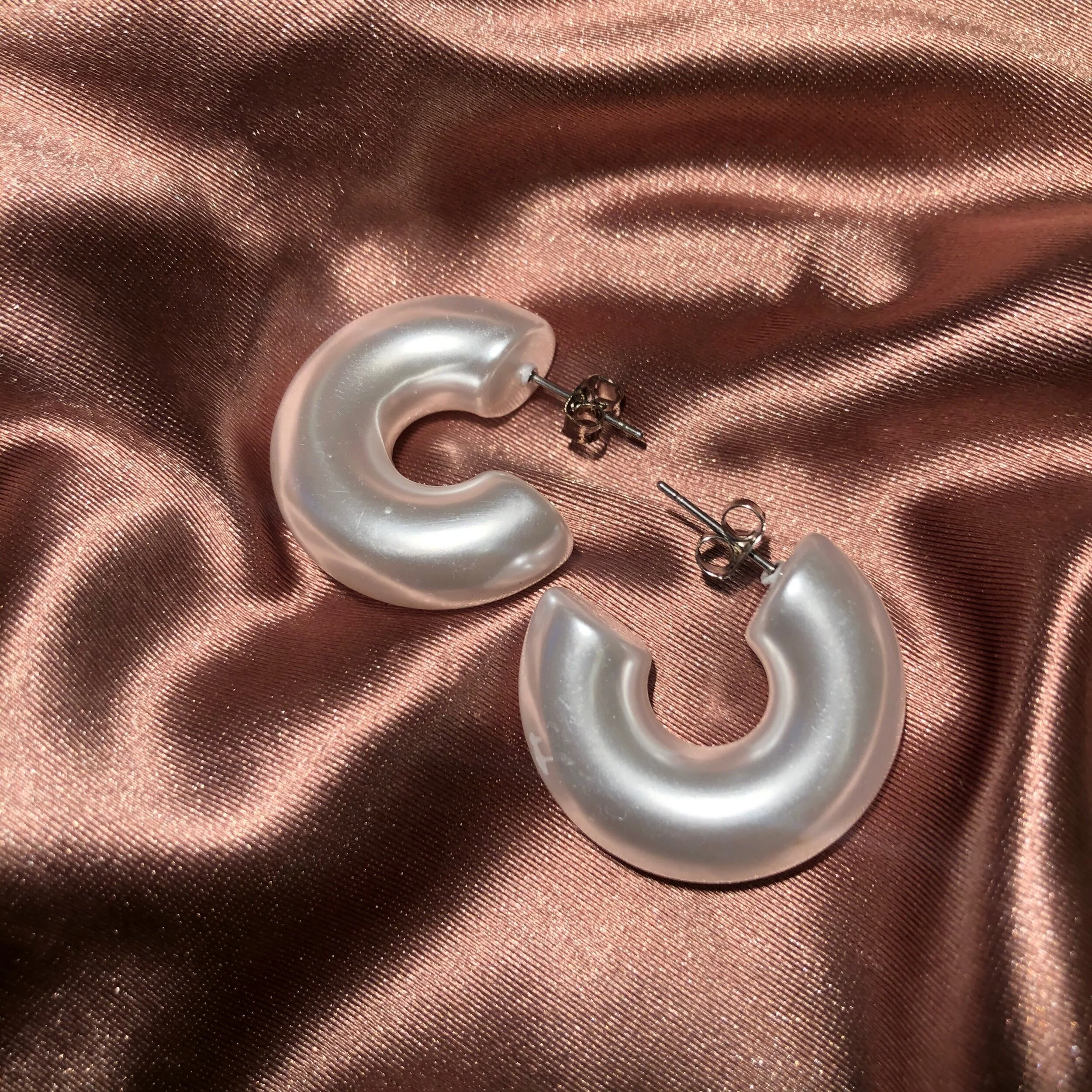 6C35D258-89F7-4F61-9C08-8AE4327FC084