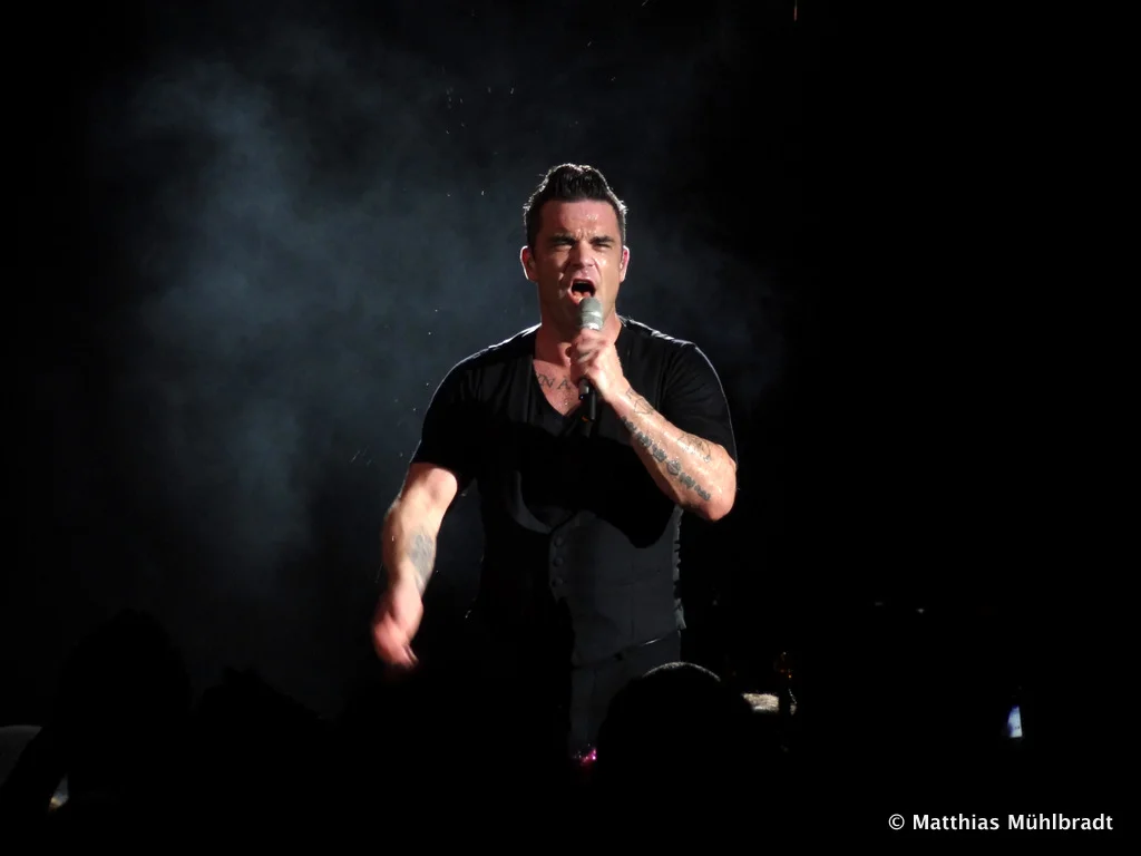 Robbie Williams in Uzbekistan: He's Not The One