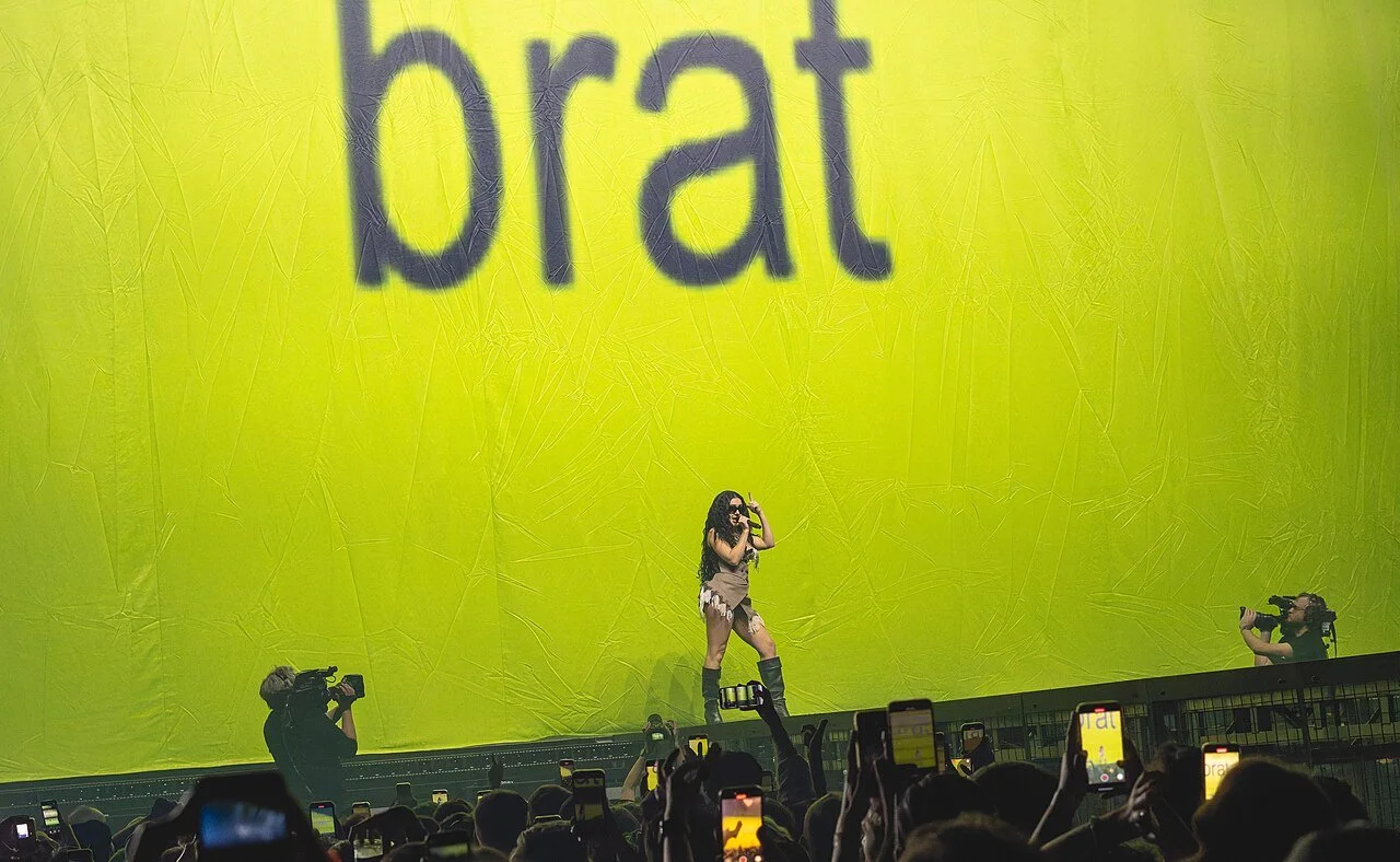 Hollywood Continues its Love Affair with Monochromatic Method Dressing