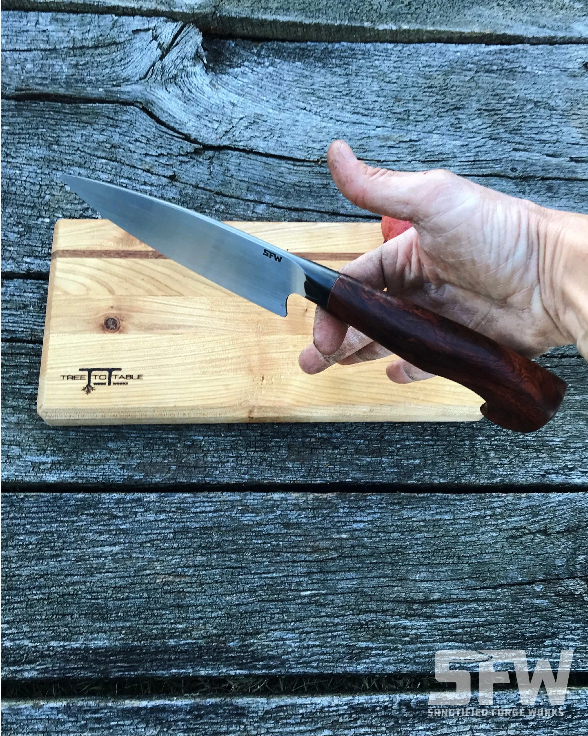 21BC1FB1-DD80-4951-B86F-60AA61DF20F2