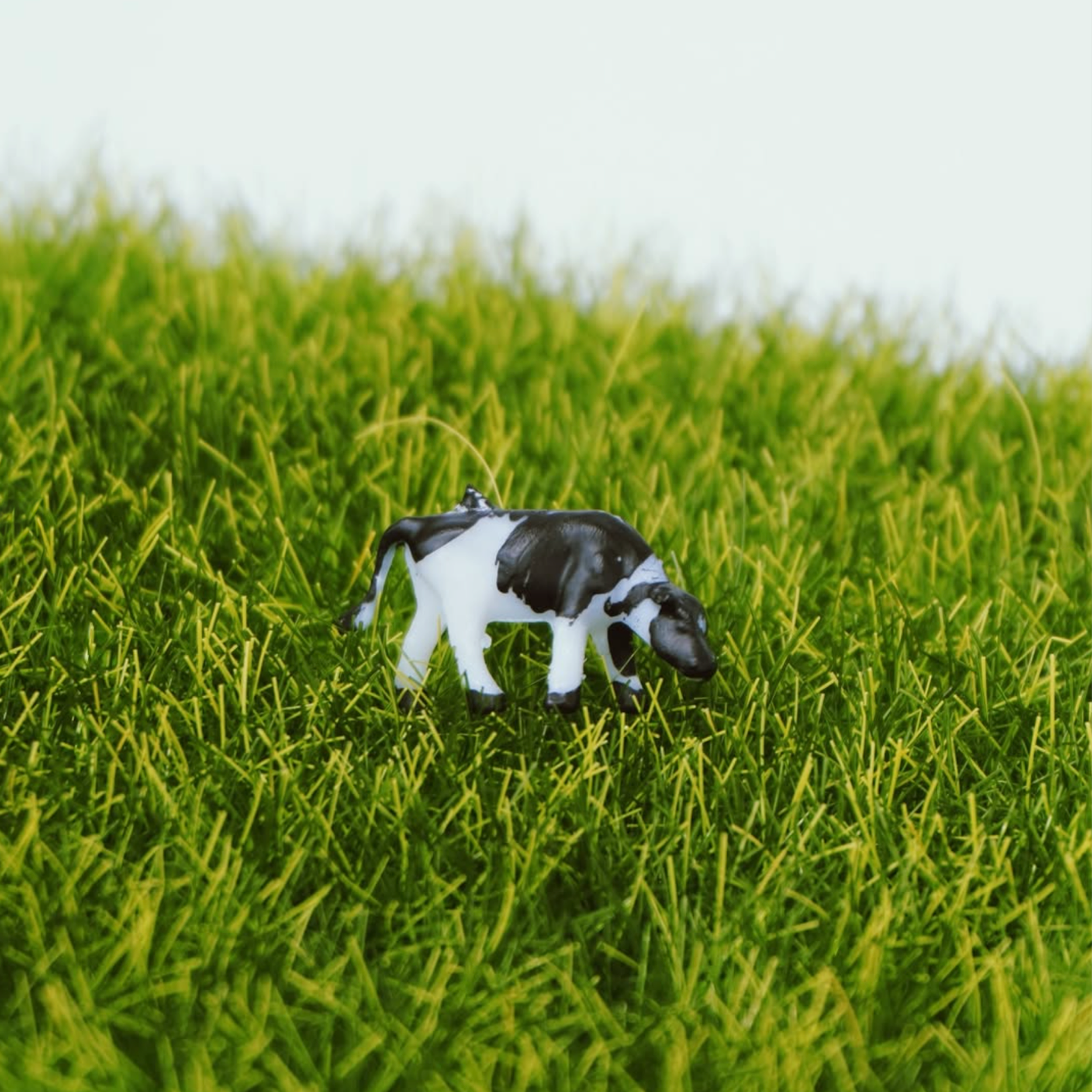 Dead-Inside-SPTOY-Collab-UFO-Cow.png