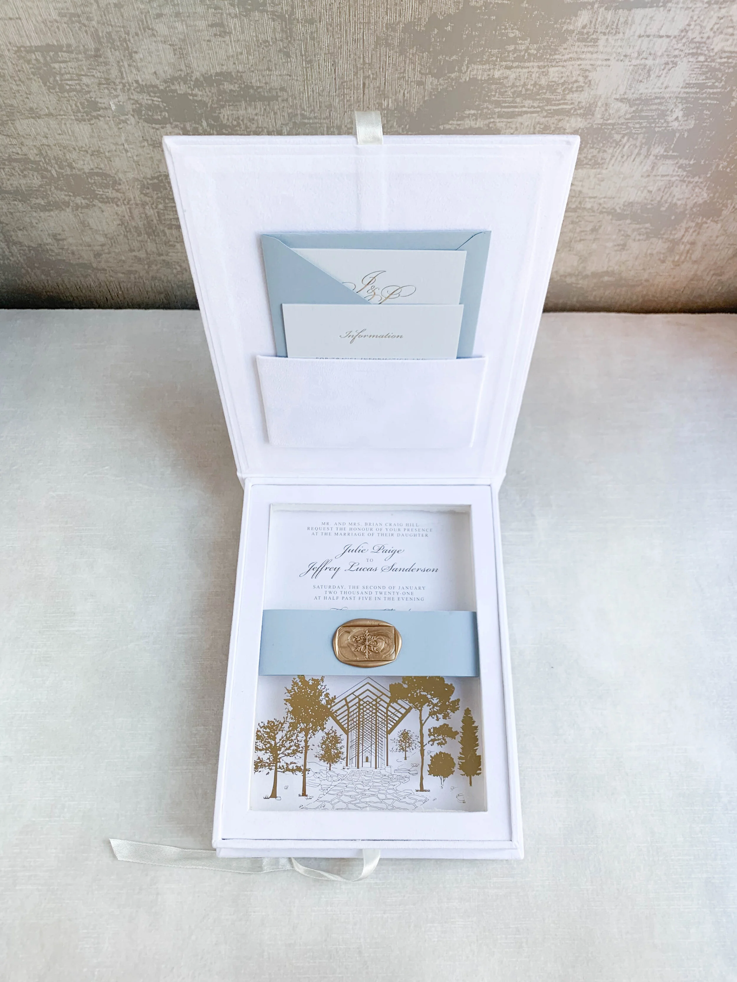 velvet box invitations — LETTERING BY GRG