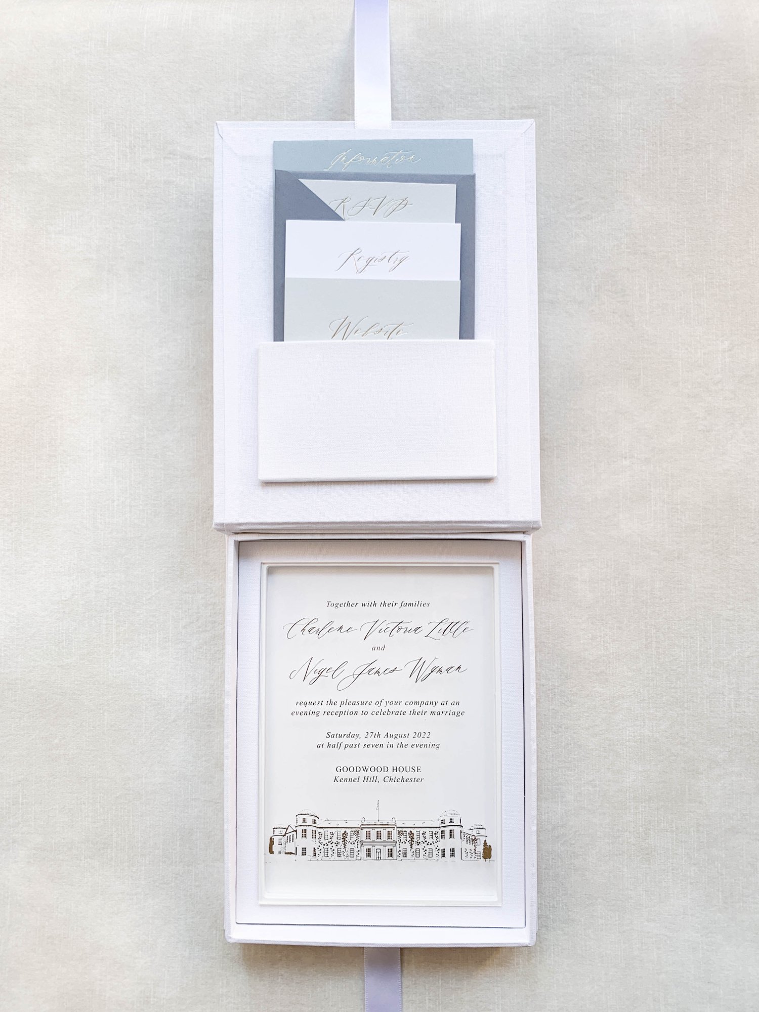 Box wedding invitation - Lettering by GRG (7).jpg