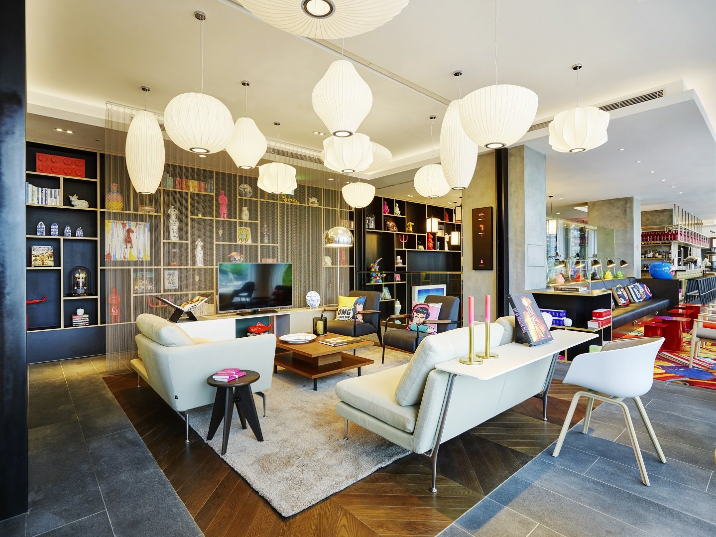 CitizenM Taipei - Living Room2.jpg