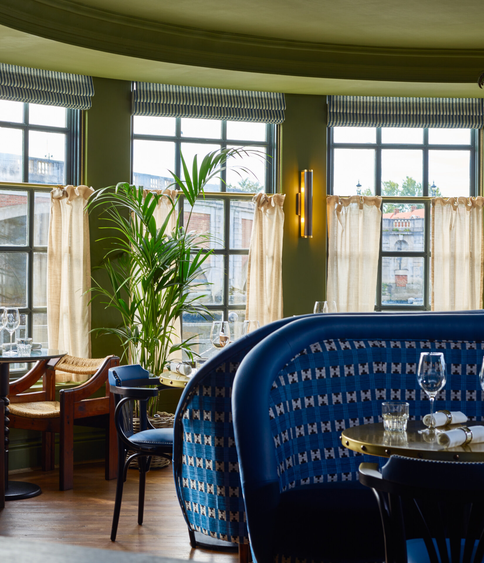 Interiors by Nicola Harding &amp; Co. Photographer Adam Lynk. The Mitre Hotel.