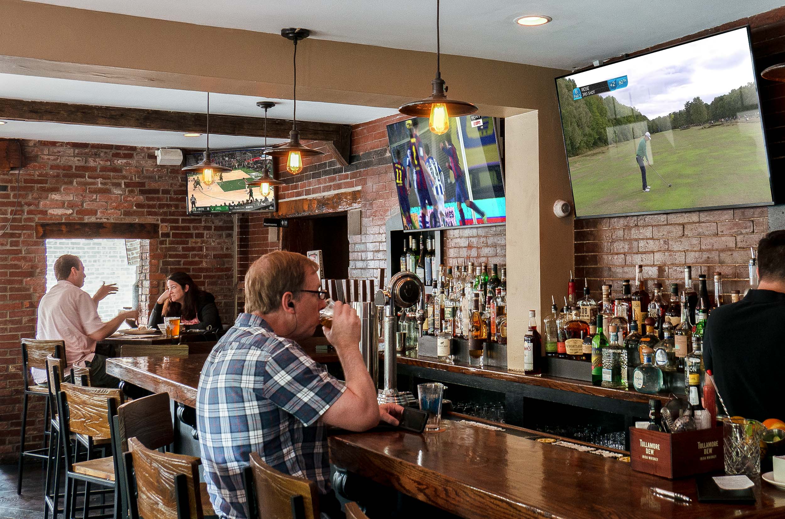 Bar Installation at Baramor - Newton, MA