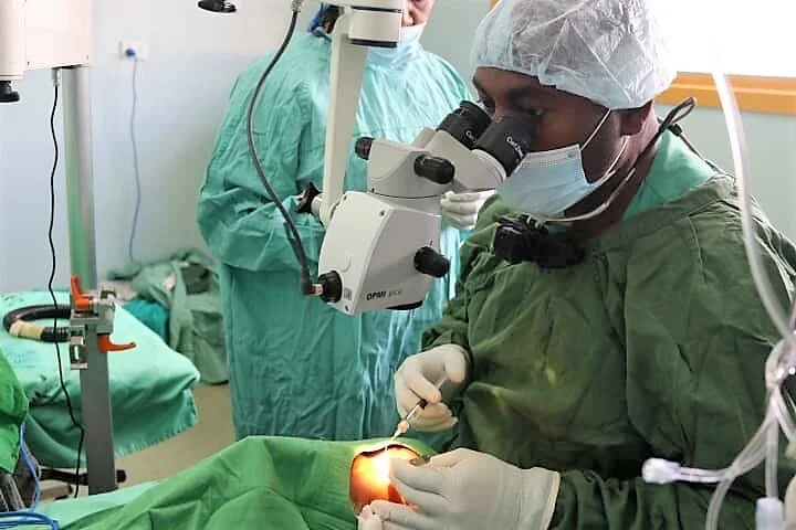 Unermüdlich im Outreach-Einsatz: Dr. Waimbe Wahamu