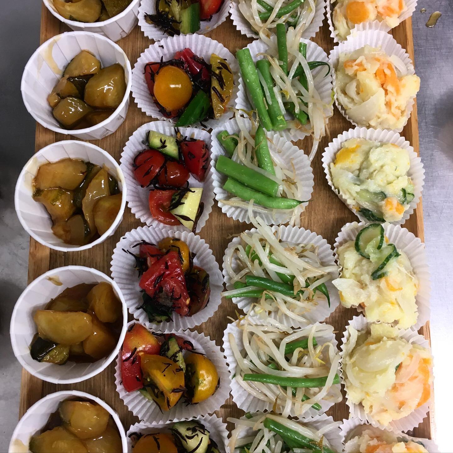 Teishoku (set meal) tonight! 

SET A: Korean style beef slices &amp; veggies 

SET B: Fried tofu &amp; veggies stir fry w/ miso (V) 

SET C: Grilled mackerel w/ spicy leek 

All come with sides (pictured, and V):

Sweet &amp; sour courgette 

Tomato 