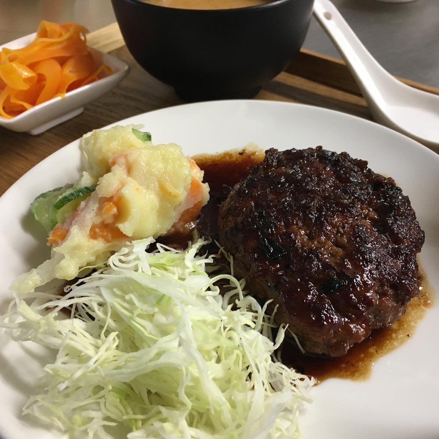 A new week means...a new set menu 🎉 

Set A: Burger Steak with Onion Teriyaki Sauce (pictured 📷)

Set B: Tofu &amp; Vegetable Stir-fry with Garlic Miso (V)

Set C: Sweet Chilli Gurnard

Set meals come with all of these sides (V):

Potato Salad

Tom