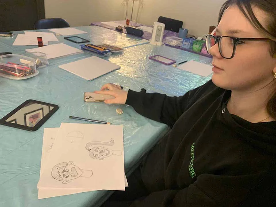 UpchuckleEducation-ArtWorkshop-GirlGuides-Drawing.jpg
