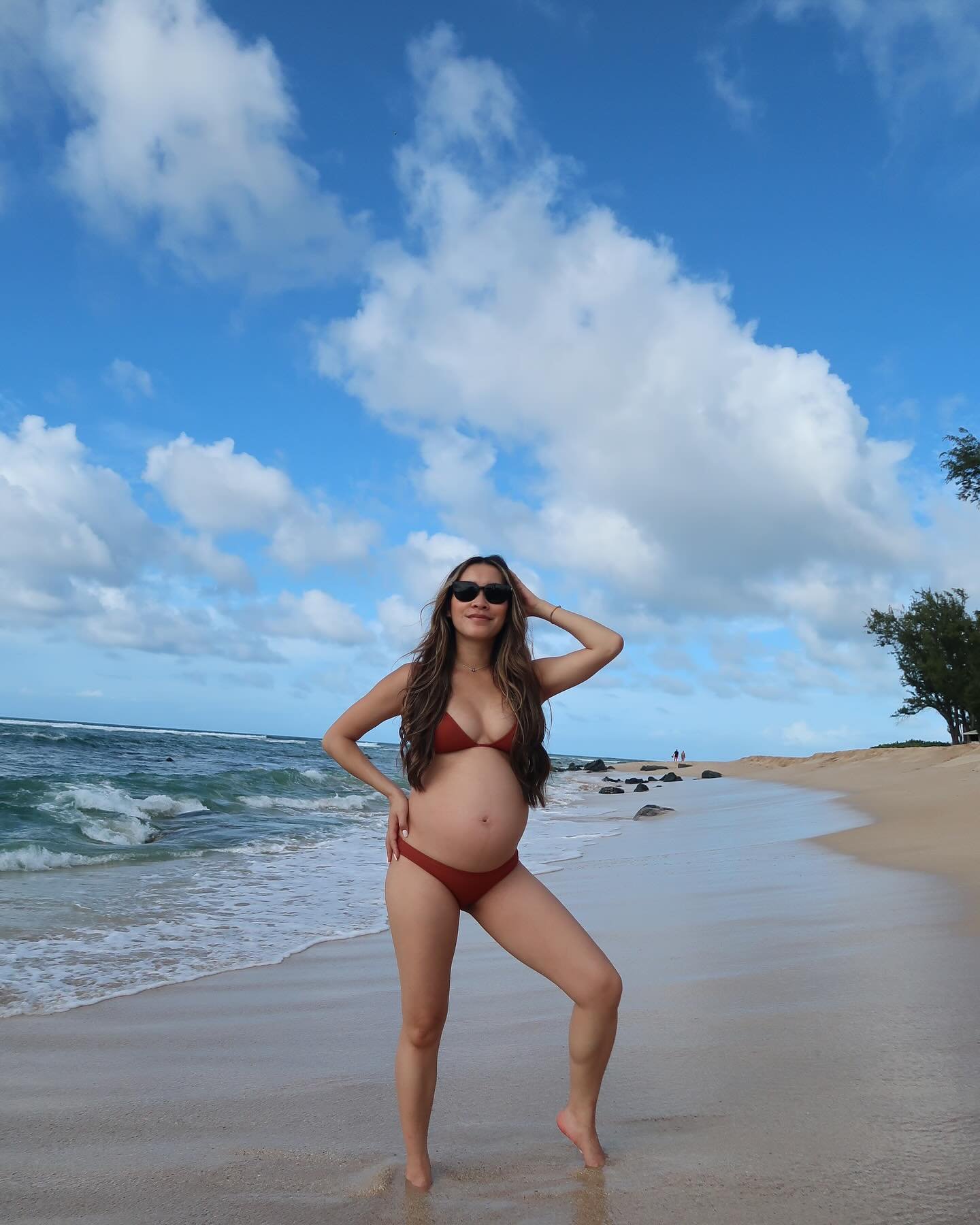 🌞🌴🍍 &bull;babymoon&bull; 🌞🌴🍍
.
.
#babymoon #aloha #mahalo #waikiki #oahu #honolulu #hawaii #beach #beachvibes #vacationmode #travel #vacationvibes #goodvibes #positivevibes #relax #unwind #grateful #thankful #happy #joy #love #beams #lovebeams 