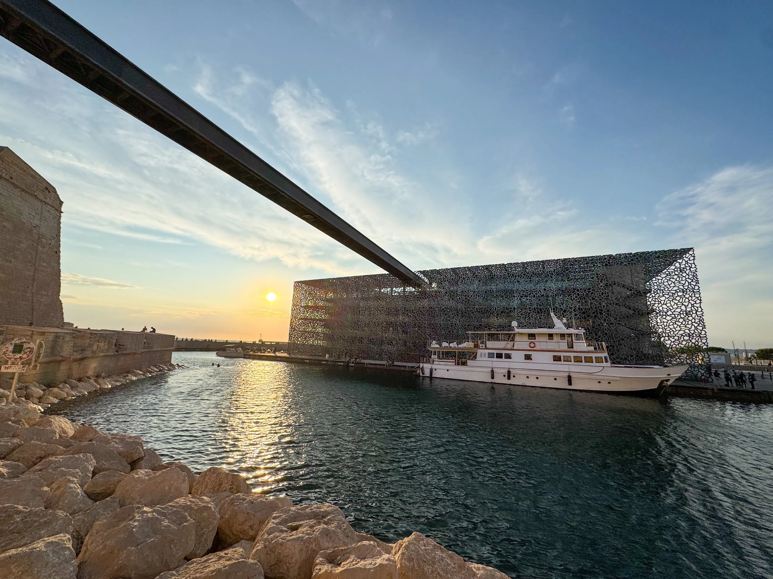  Museum of European and Mediterranean civilizations (MUCEM) 