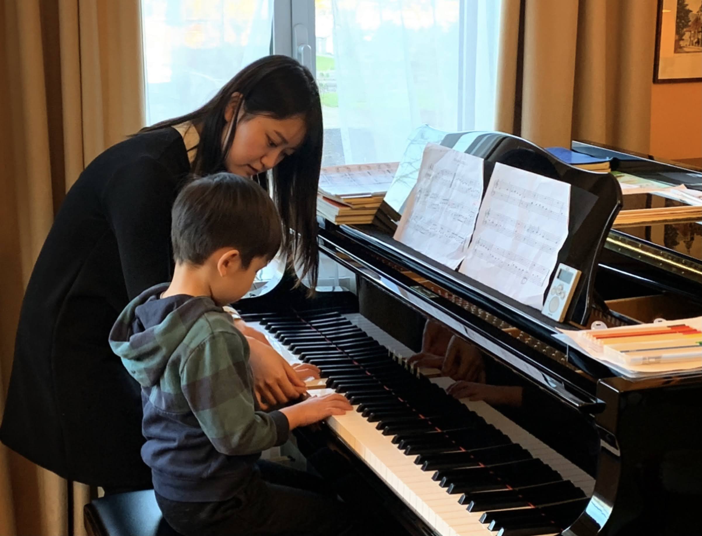 Digital Piano Reviews and Lessons  Música de piano, The piano, Aulas de  piano
