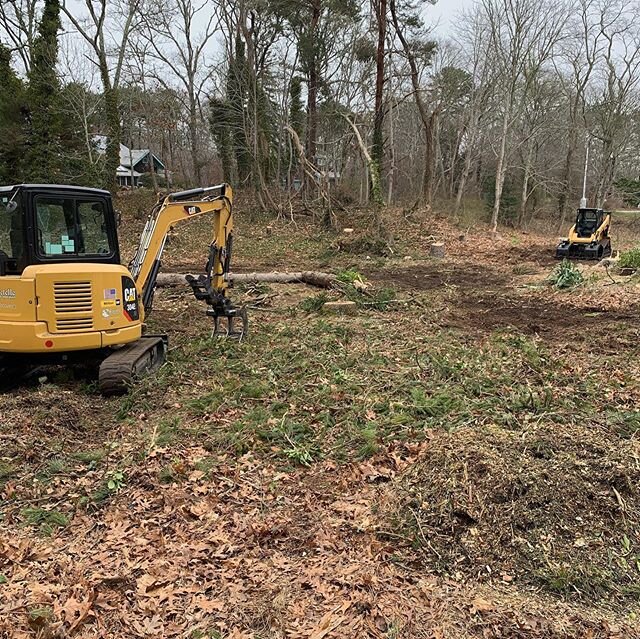 Day One ✅ About to start the second day of clearing an additional lot for our customers at their new beach house down the Cape #retelletree #orleansma