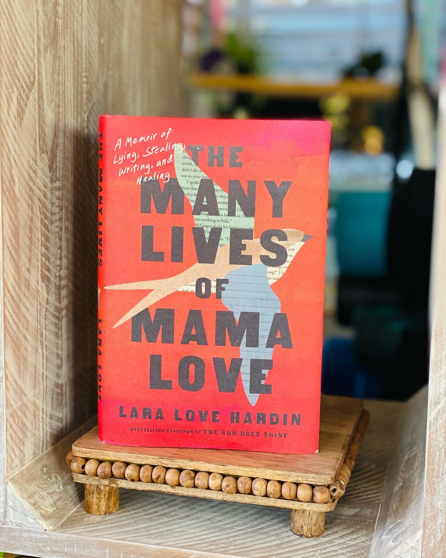 Bulates next book club pic! Feb 27th be ready for some fun discussion and wonderful company 🙏 #bulatesbookclub #bulatesmalibu #malibu #bookclub #manylivesofmamalove #&hearts;️