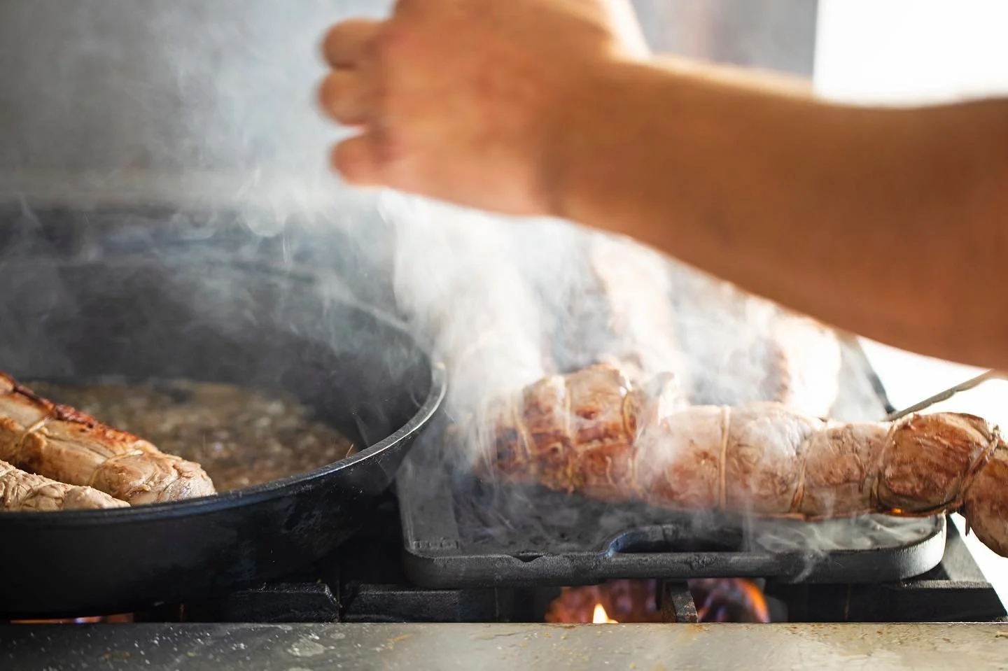 Preparing for holiday entertaining, here is some inspiration from @crave_la 
Dakata Ranch Harvest Party &lsquo;22
Planning &amp; Design: @napavalley_celebrations 
Photos: @gentlemanandaginger 
#holidaymenu #harvestparty #dakataranch #napavalleycelebr