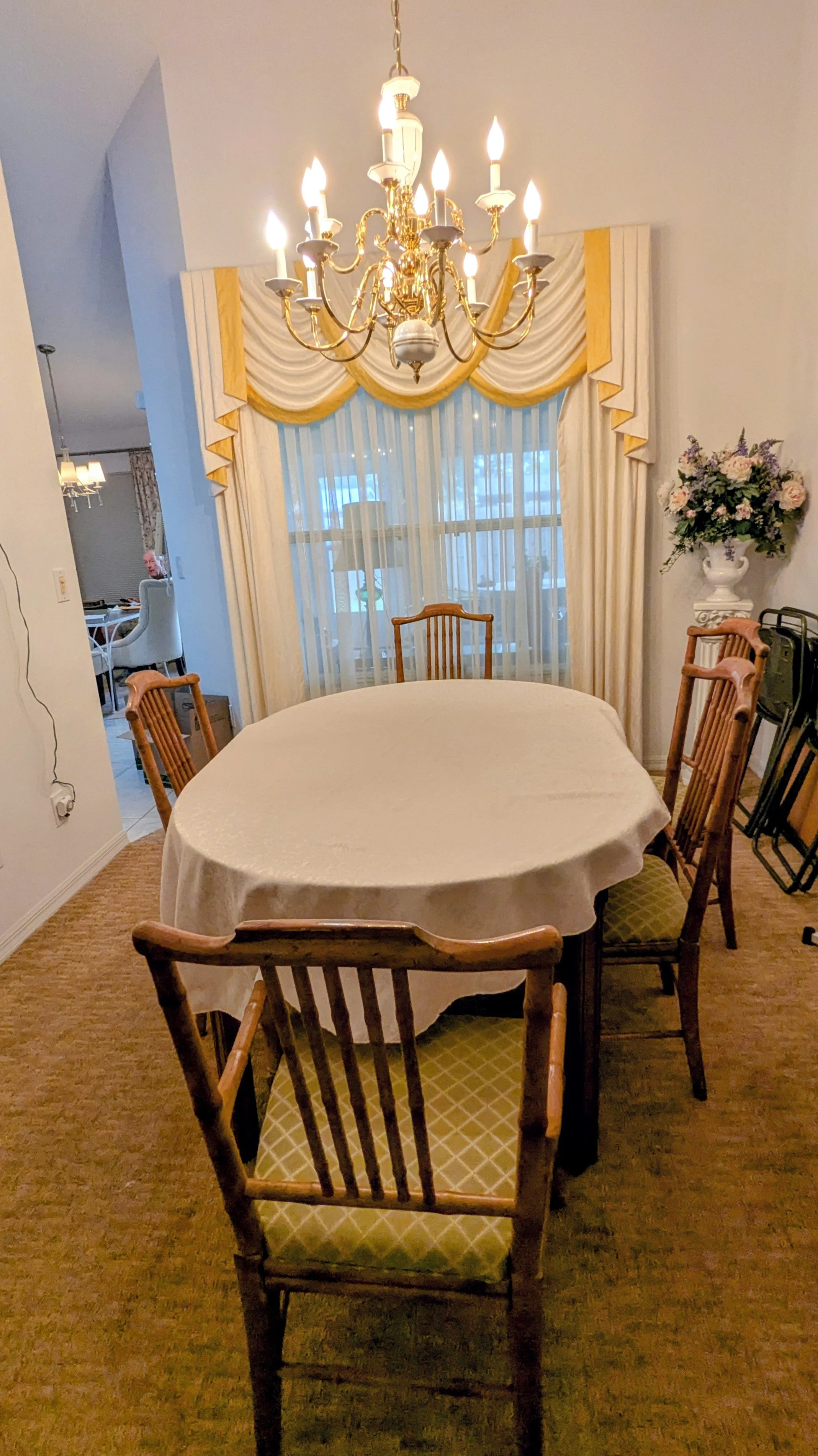 Drexel dining table