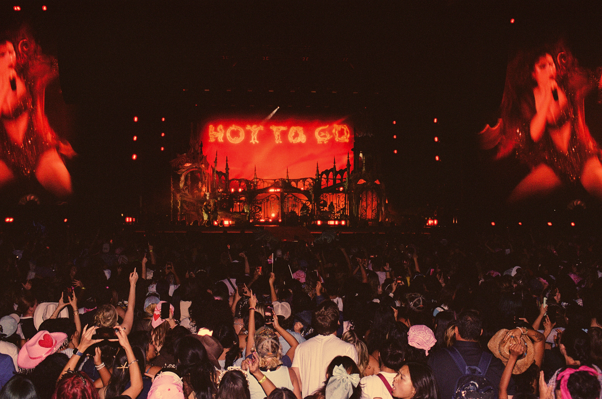 ChappellRoan Film Pics-12.png