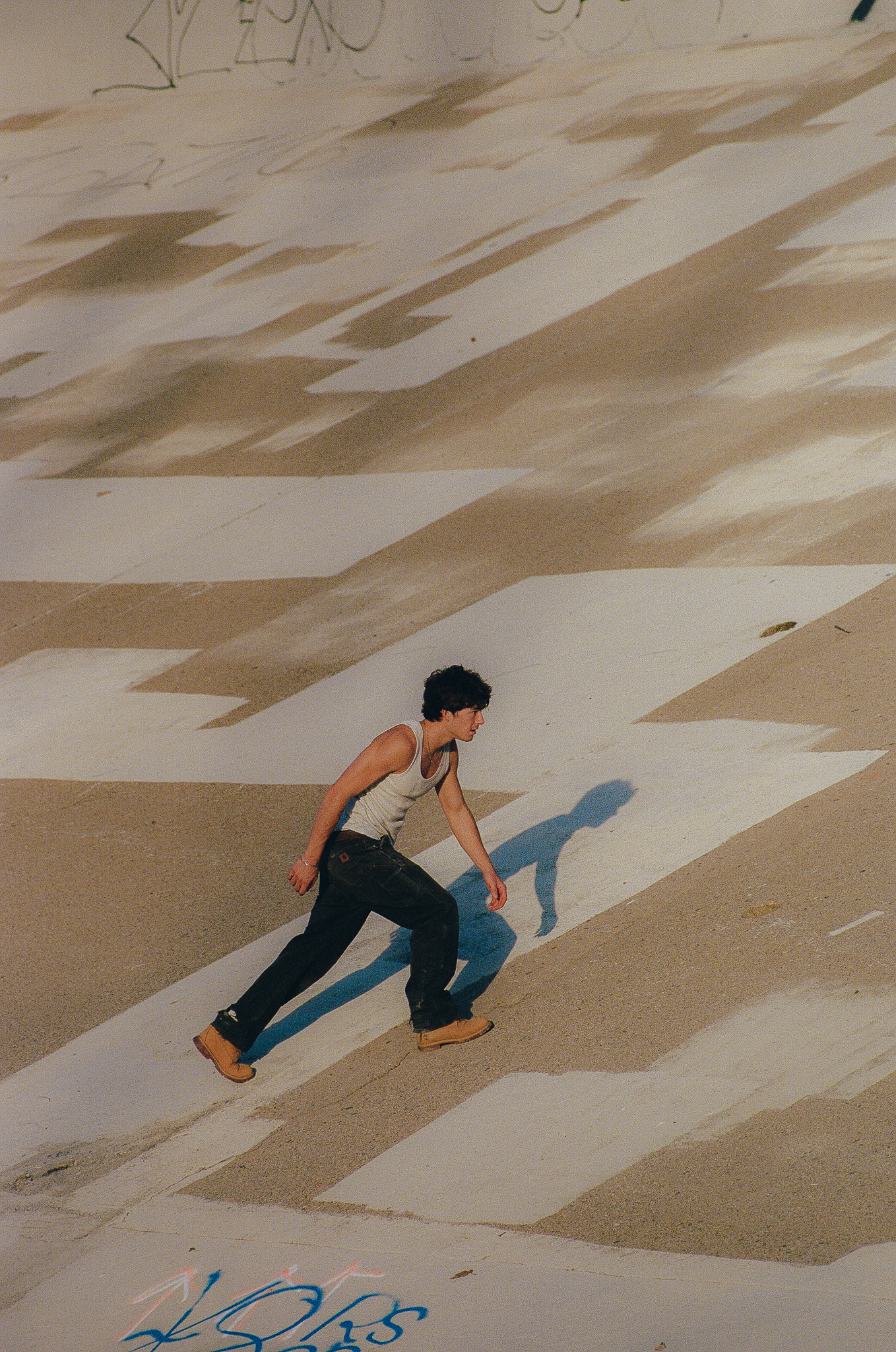 NoaHarrison_LARiver_13126_look2-21.png